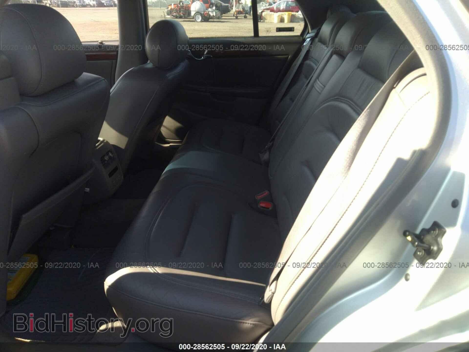 2003 CADILLAC DEVILLE - VIN: 1G6KD54Y03U121671 - Photo 8