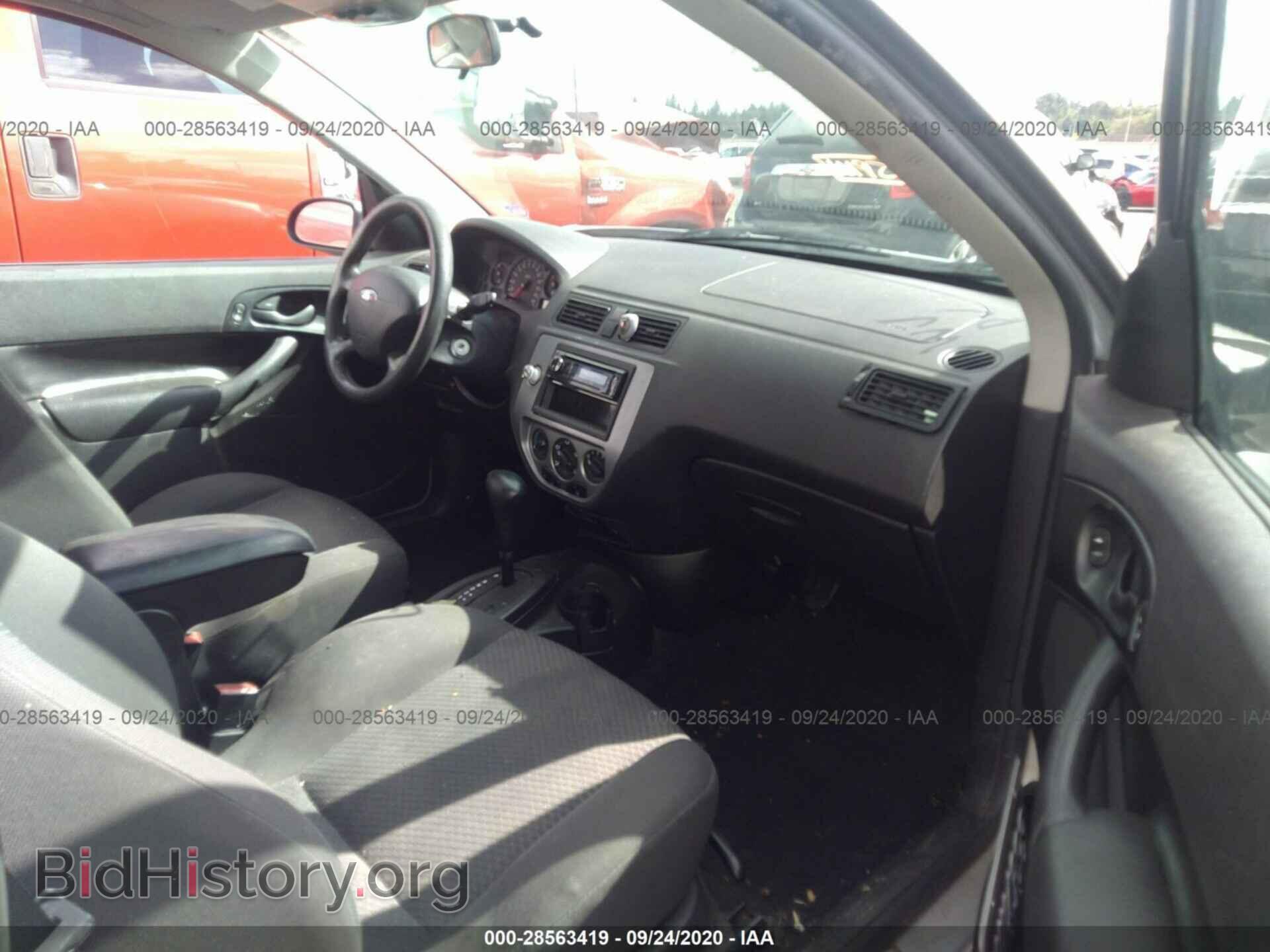 2005 FORD FOCUS - VIN: 3FAFP31N45R116719 - Фото 5