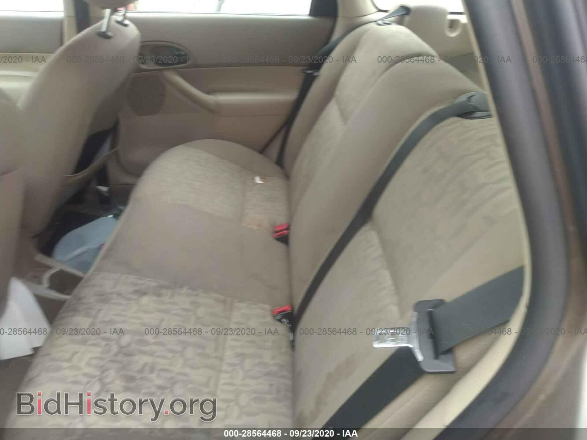 2005 FORD FOCUS - VIN: 1FAHP36N95W114110 - Фото 8