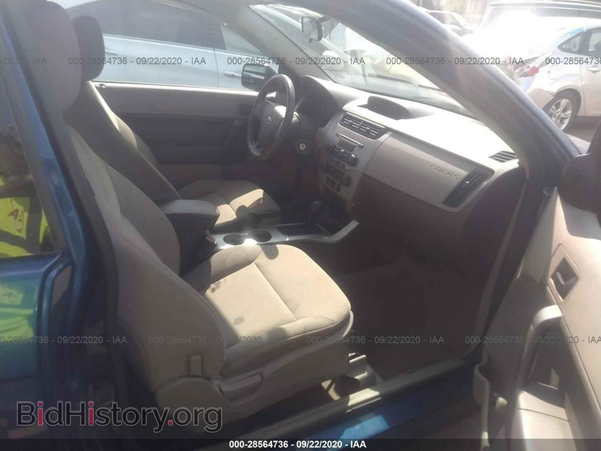 2008 FORD FOCUS - VIN: 1FAHP32N98W132178 - Фото 8