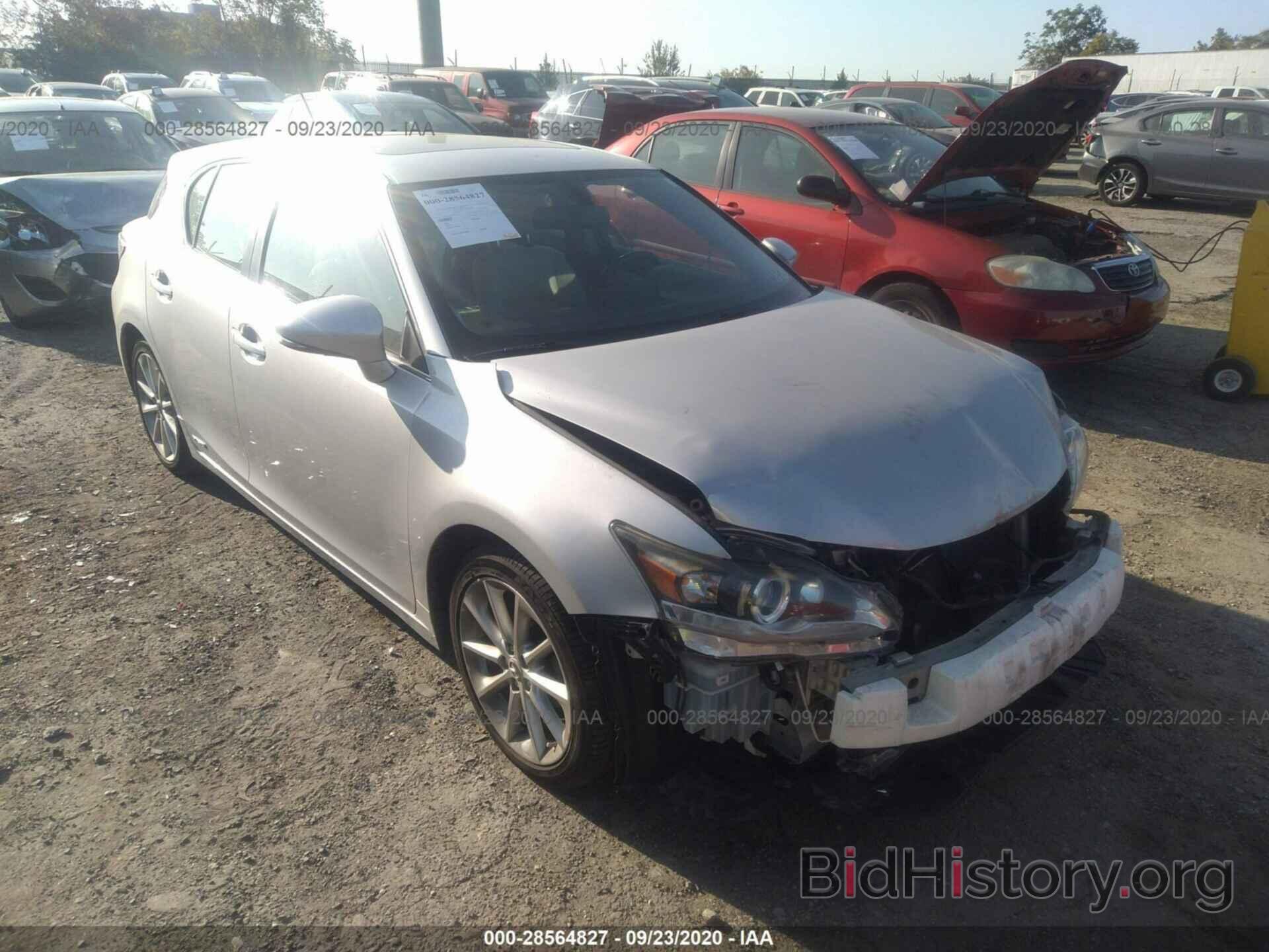 Photo JTHKD5BH9B2032643 - LEXUS CT 200H 2011