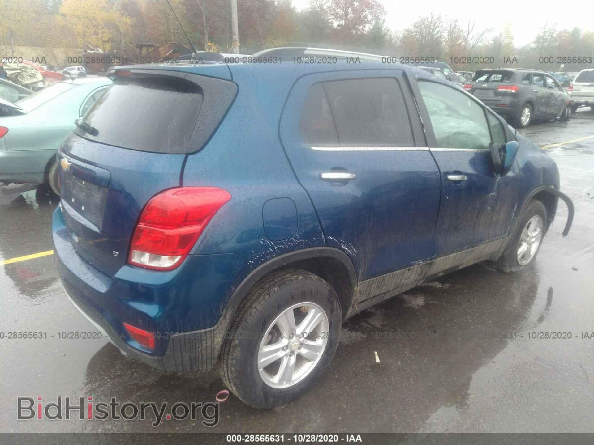 2019 CHEVROLET TRAX - VIN: 3GNCJPSBXKL182613 - Photo 4