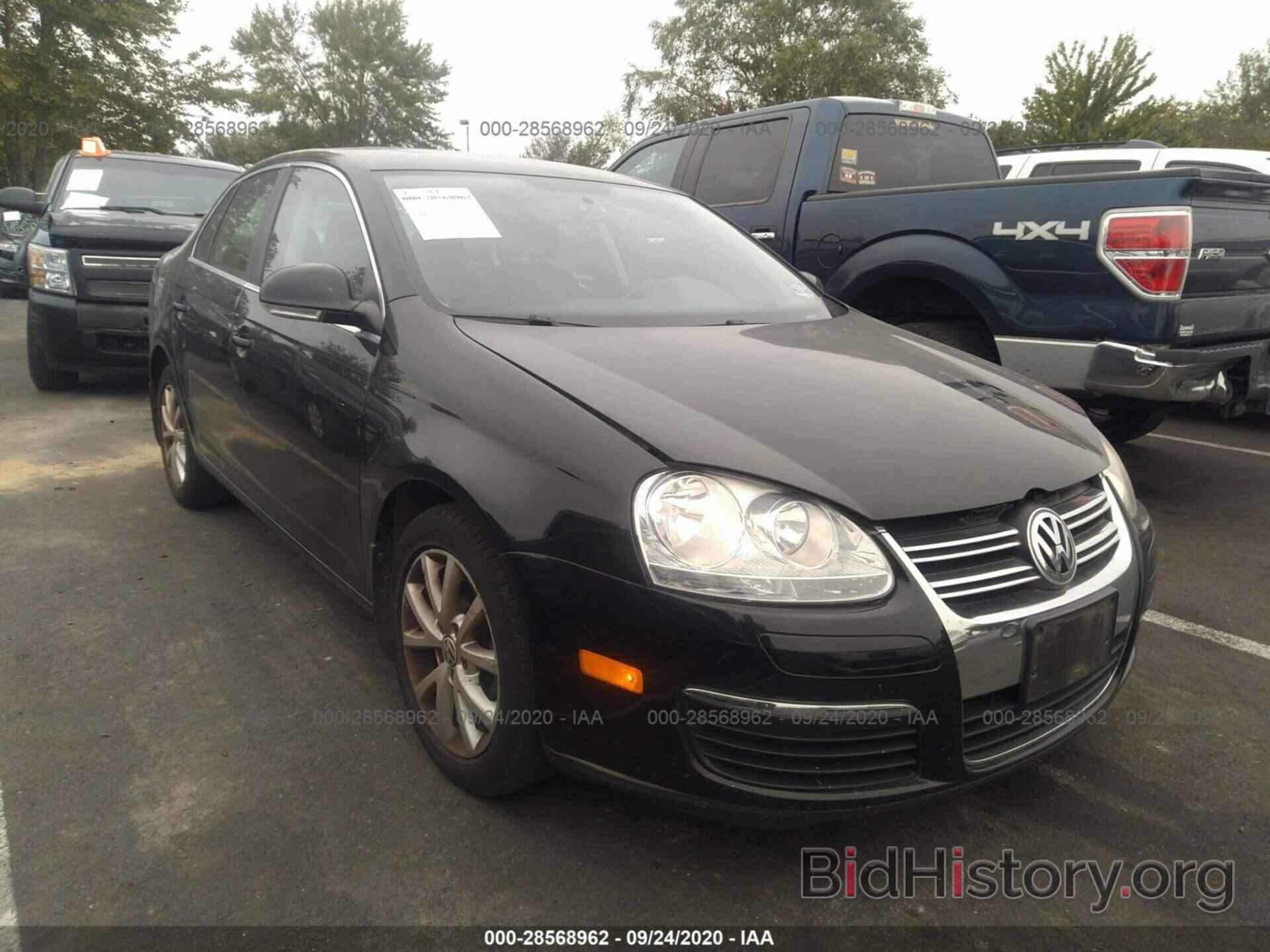 Photo 3VWRZ7AJ4AM023094 - VOLKSWAGEN JETTA SEDAN 2010