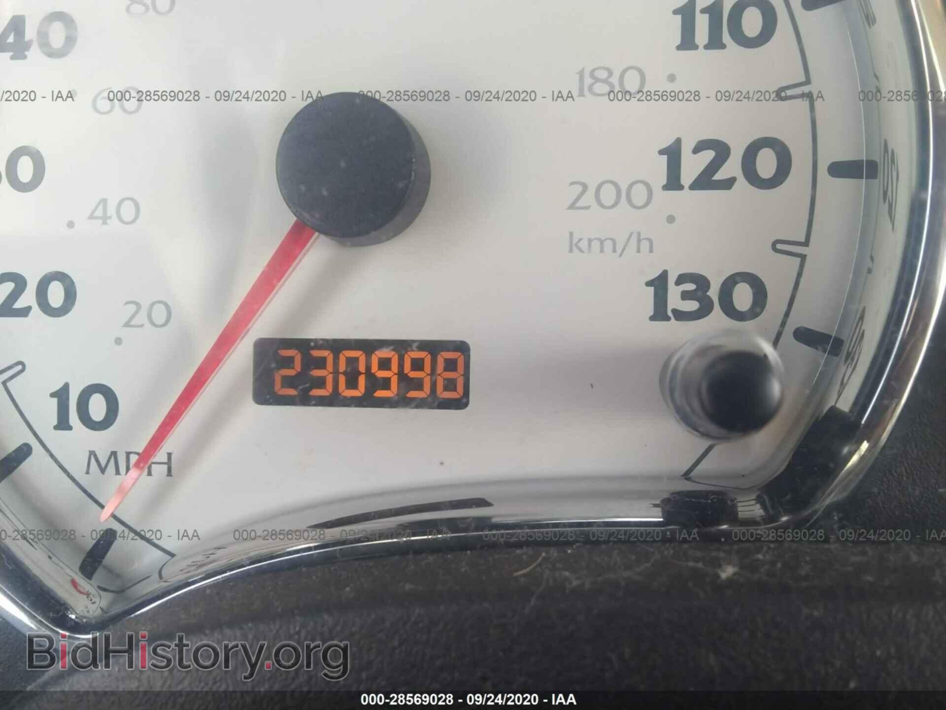 2004 SATURN VUE - VIN: 5GZCZ23D34S873005 - Фото 7