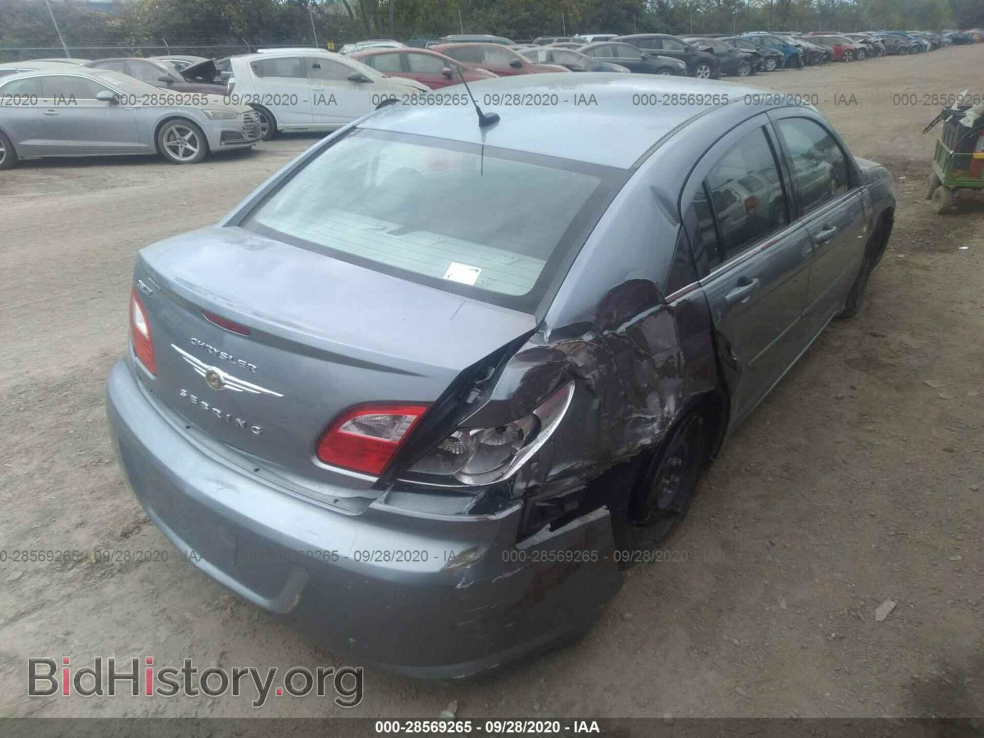 2009 CHRYSLER SEBRING - VIN: 1C3LC46B39N533906 - Фото 4