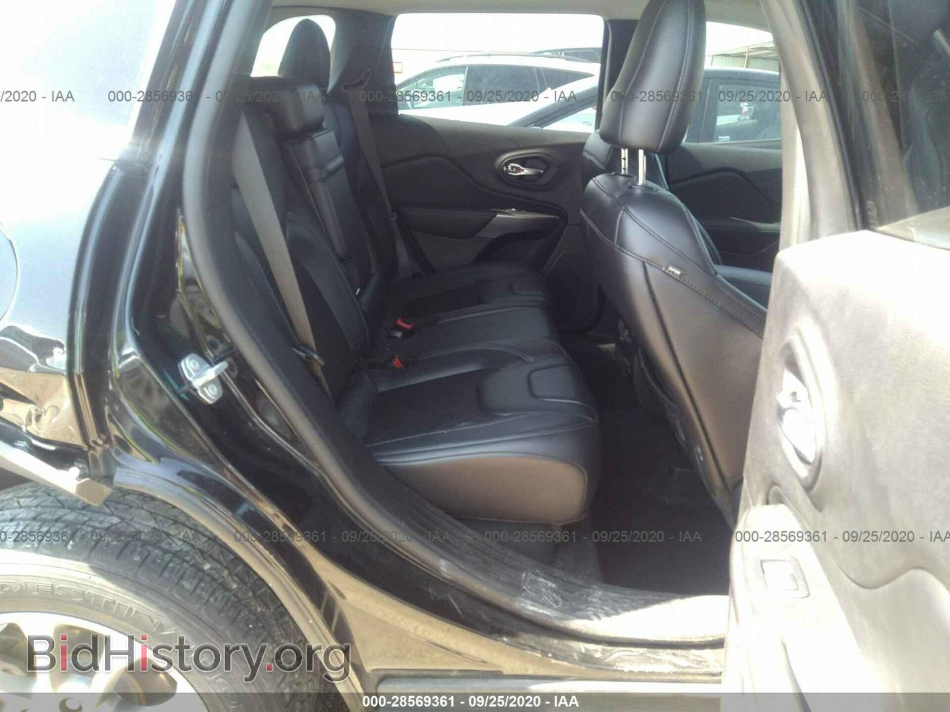 2019 JEEP CHEROKEE - VIN: 1C4PJLLBXKD360415 - Photo 8