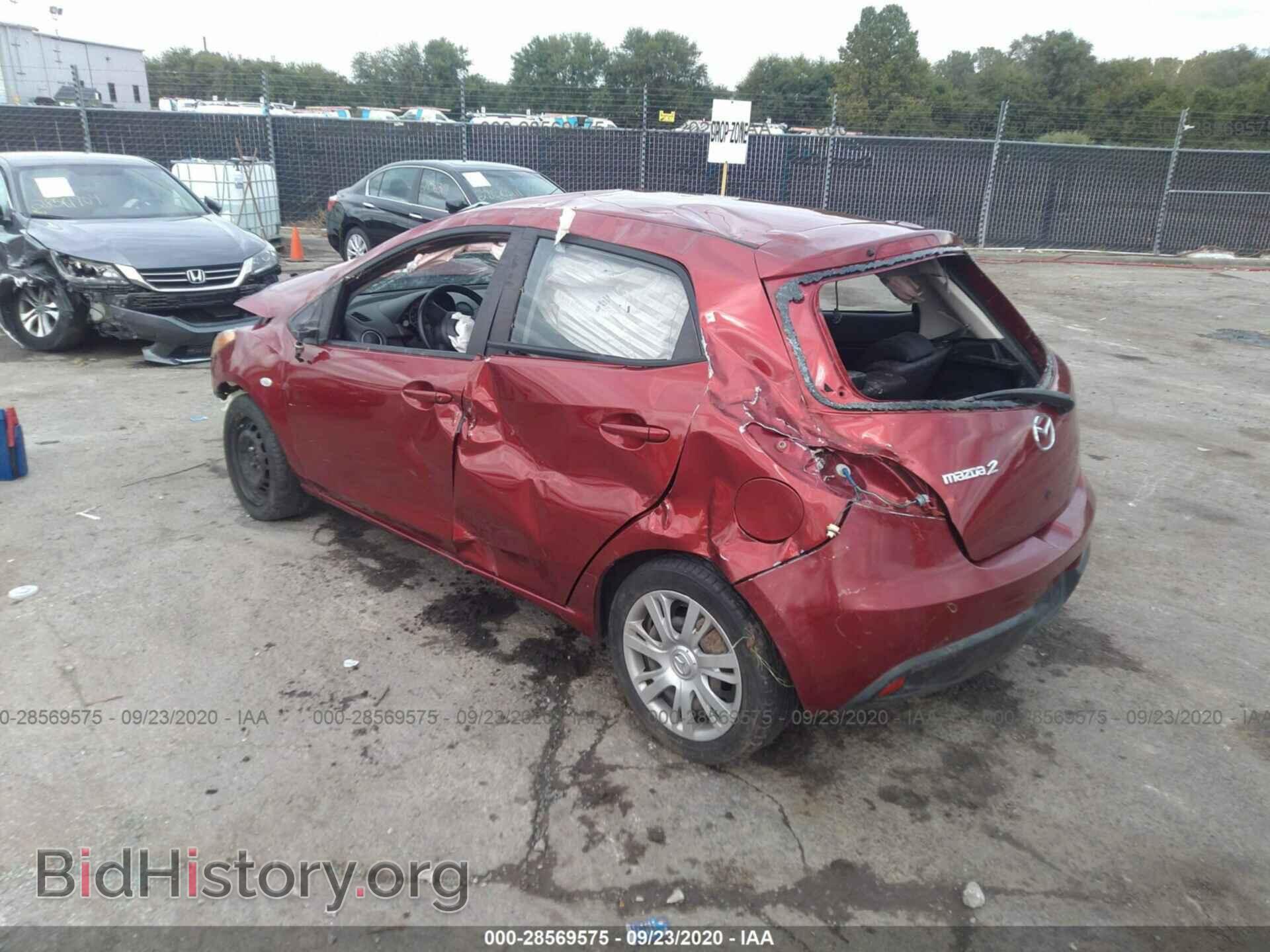 2014 MAZDA MAZDA2 - VIN: JM1DE1KZ6E0179480 - Фото 3