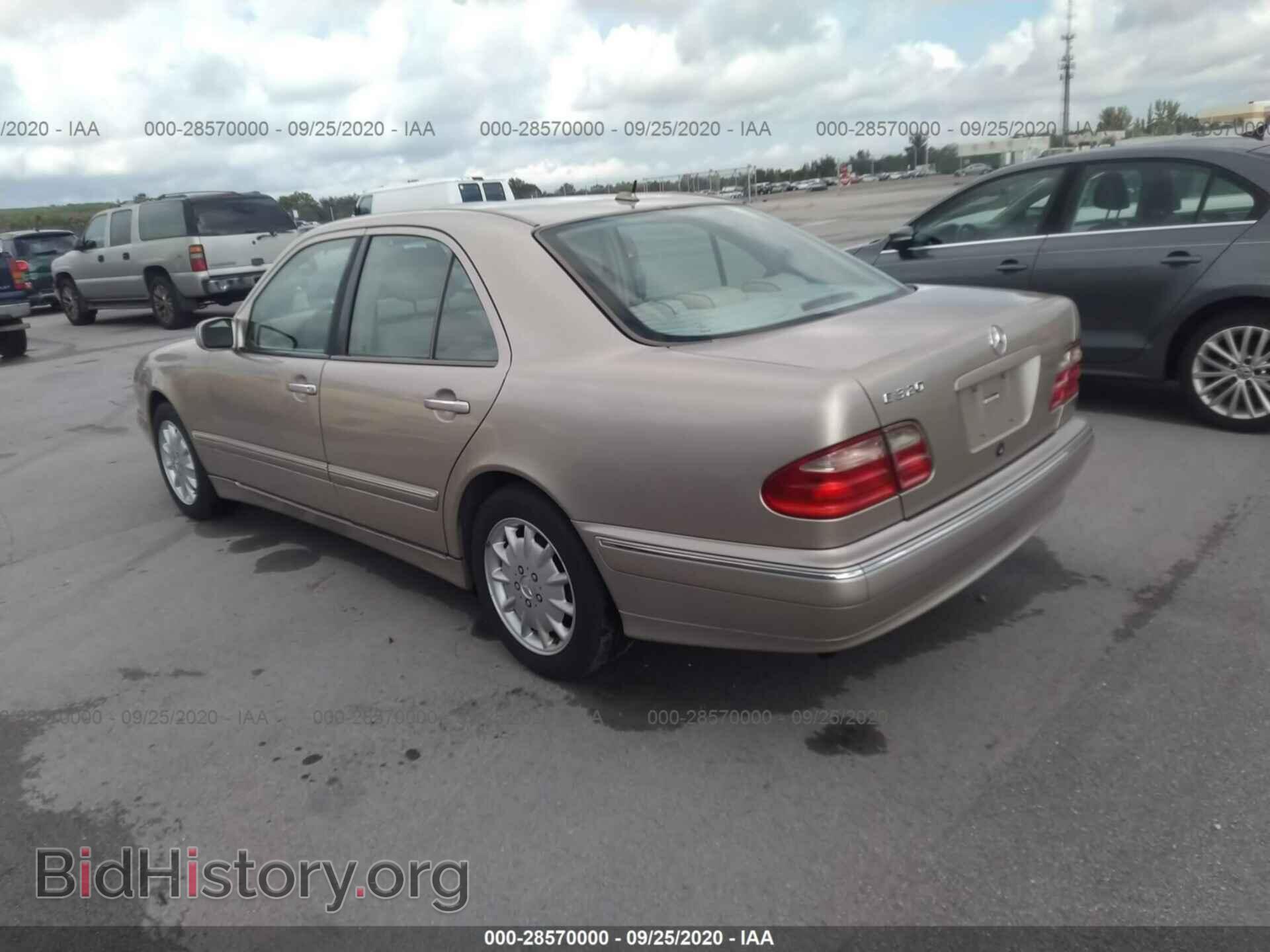 2001 MERCEDES-BENZ E-CLASS - VIN: WDBJF65J91B259131 - Фото 3