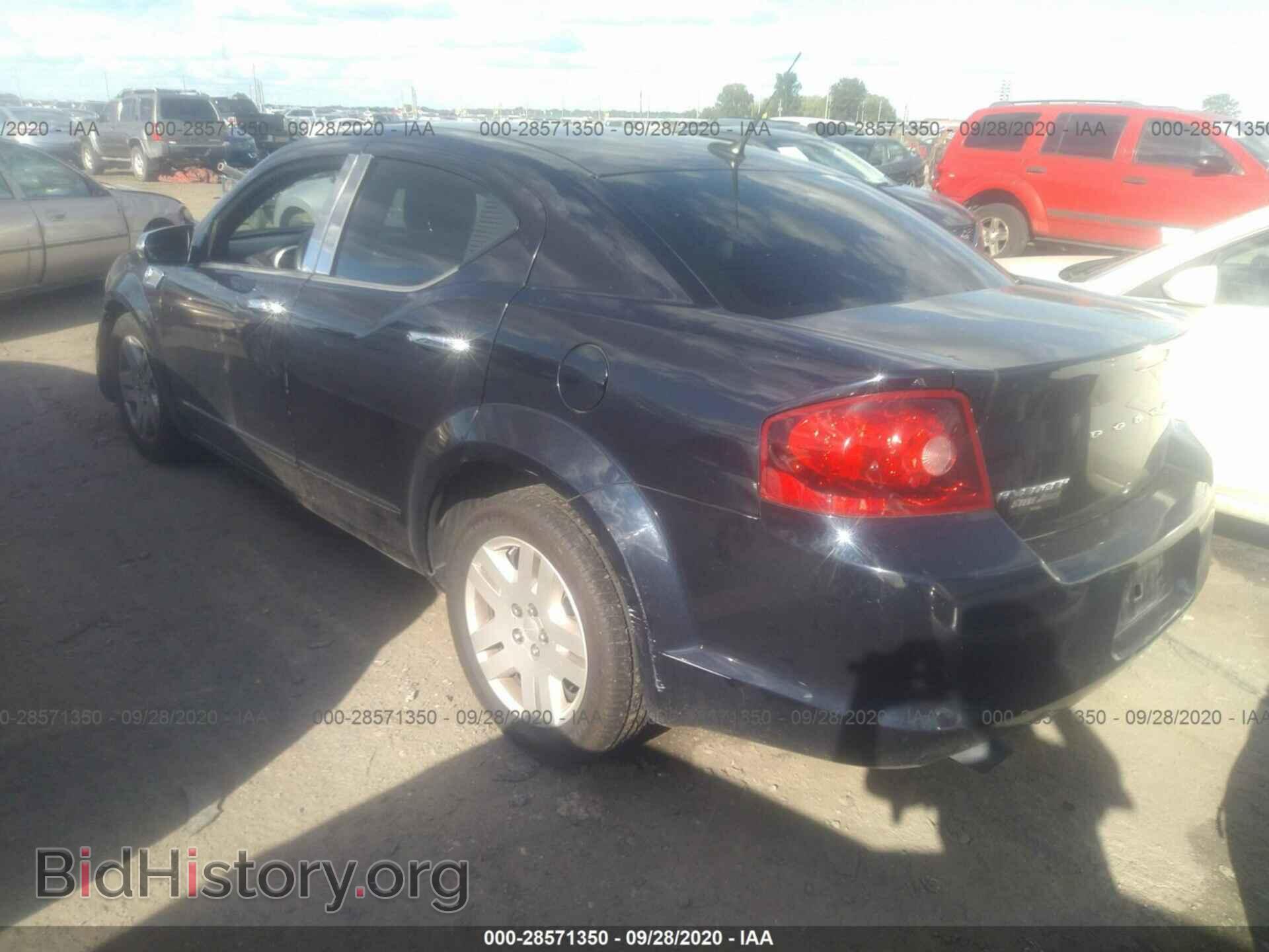 2011 DODGE AVENGER - VIN: 1B3BD4FG4BN540077 - Фото 3