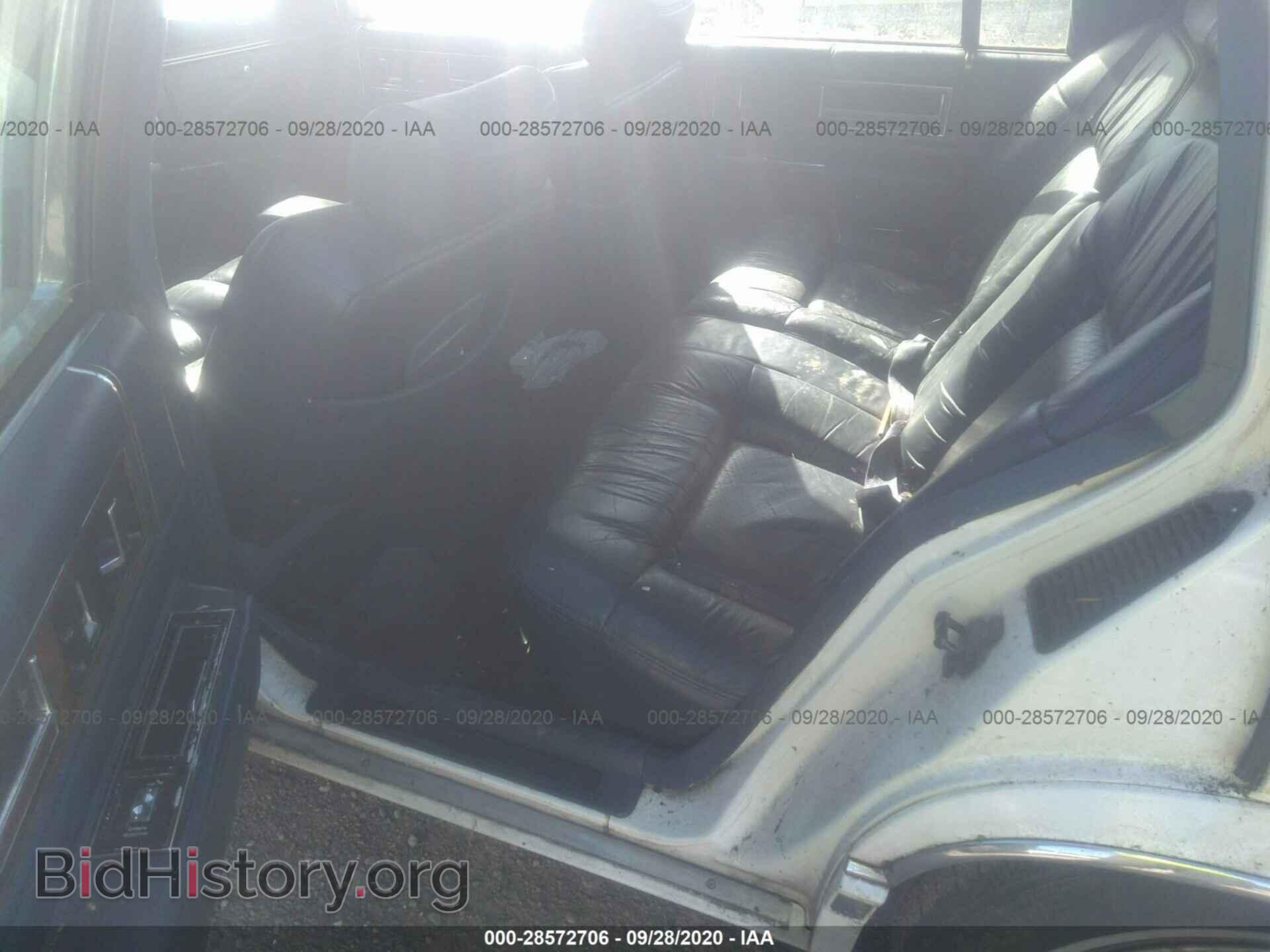 1993 CADILLAC DEVILLE - VIN: 1G6CD53BXP4243574 - Photo 8