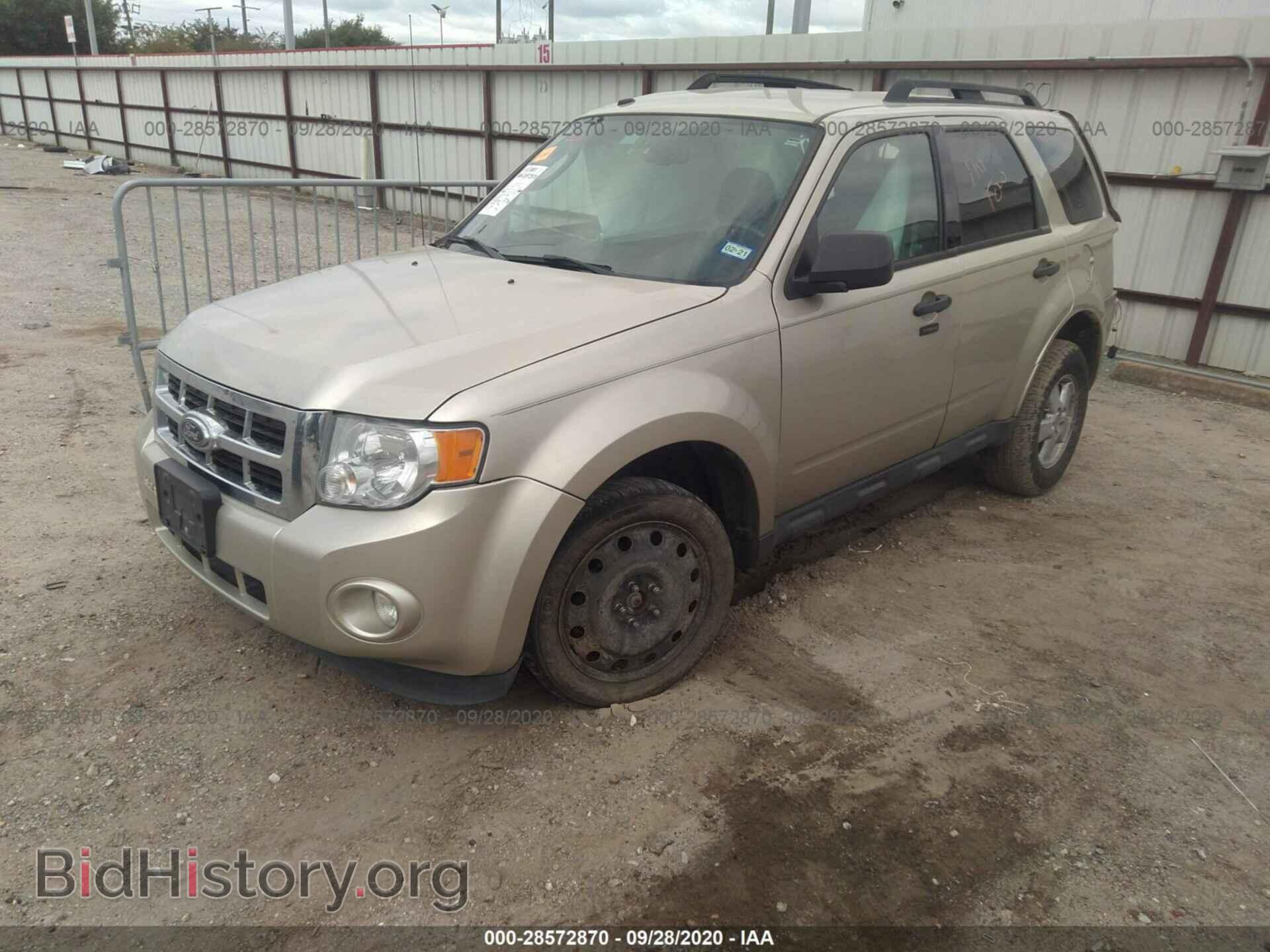 2012 FORD ESCAPE - VIN: 1FMCU0D75CKB57584 - Фото 2