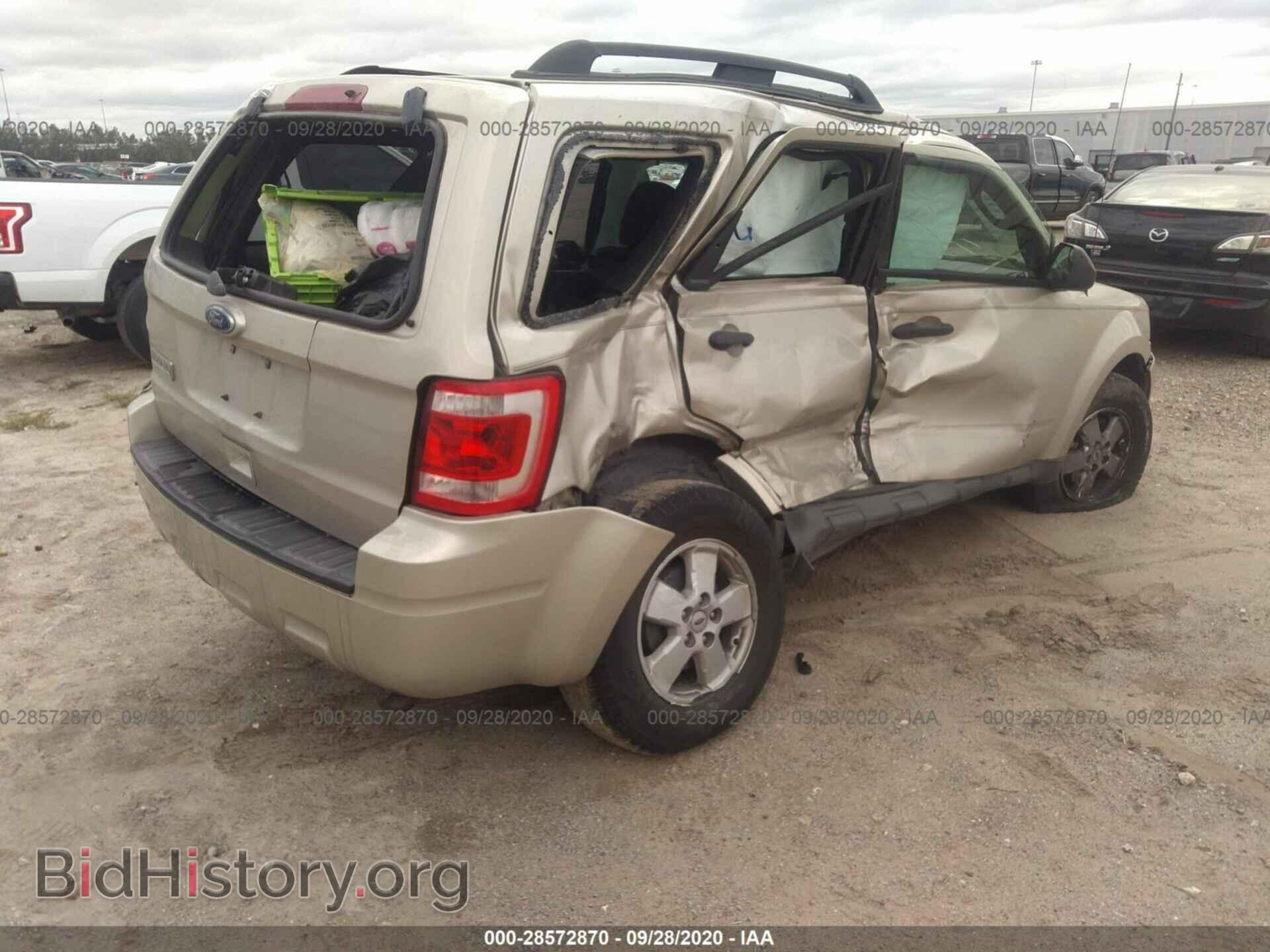 2012 FORD ESCAPE - VIN: 1FMCU0D75CKB57584 - Фото 4