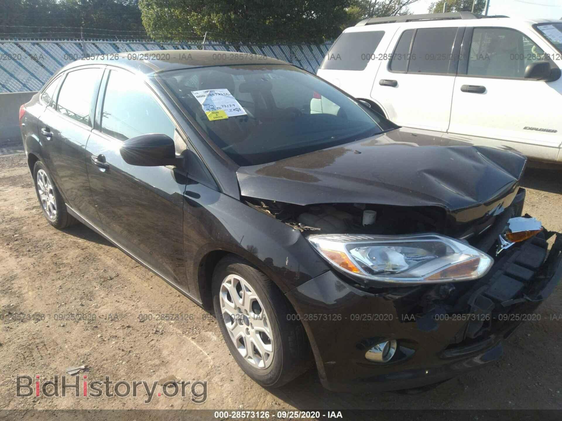 Фотография 1FAHP3F21CL427527 - FORD FOCUS 2012