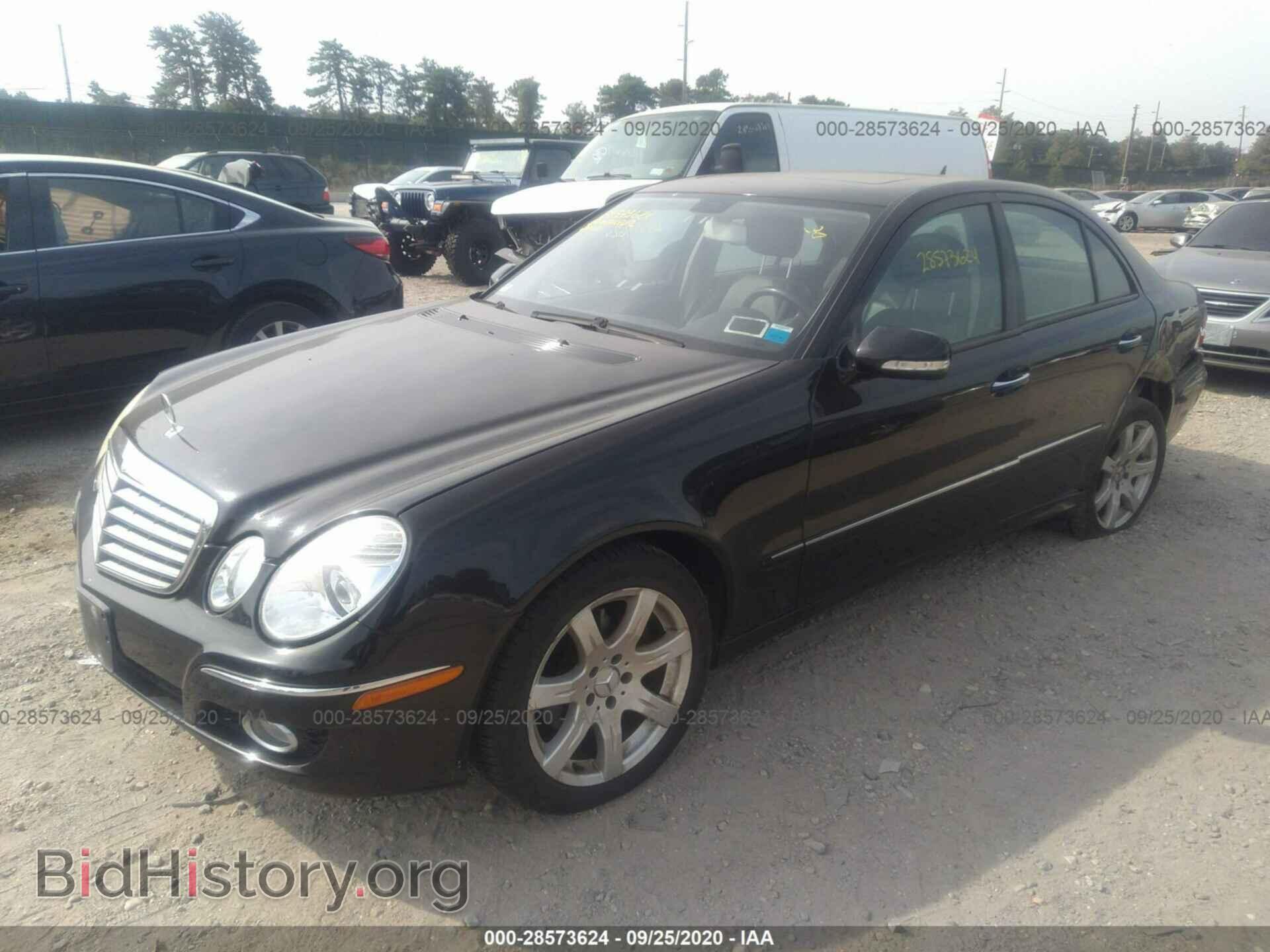 2007 MERCEDES-BENZ E-CLASS - VIN: WDBUF87X17B182693 - Фото 2