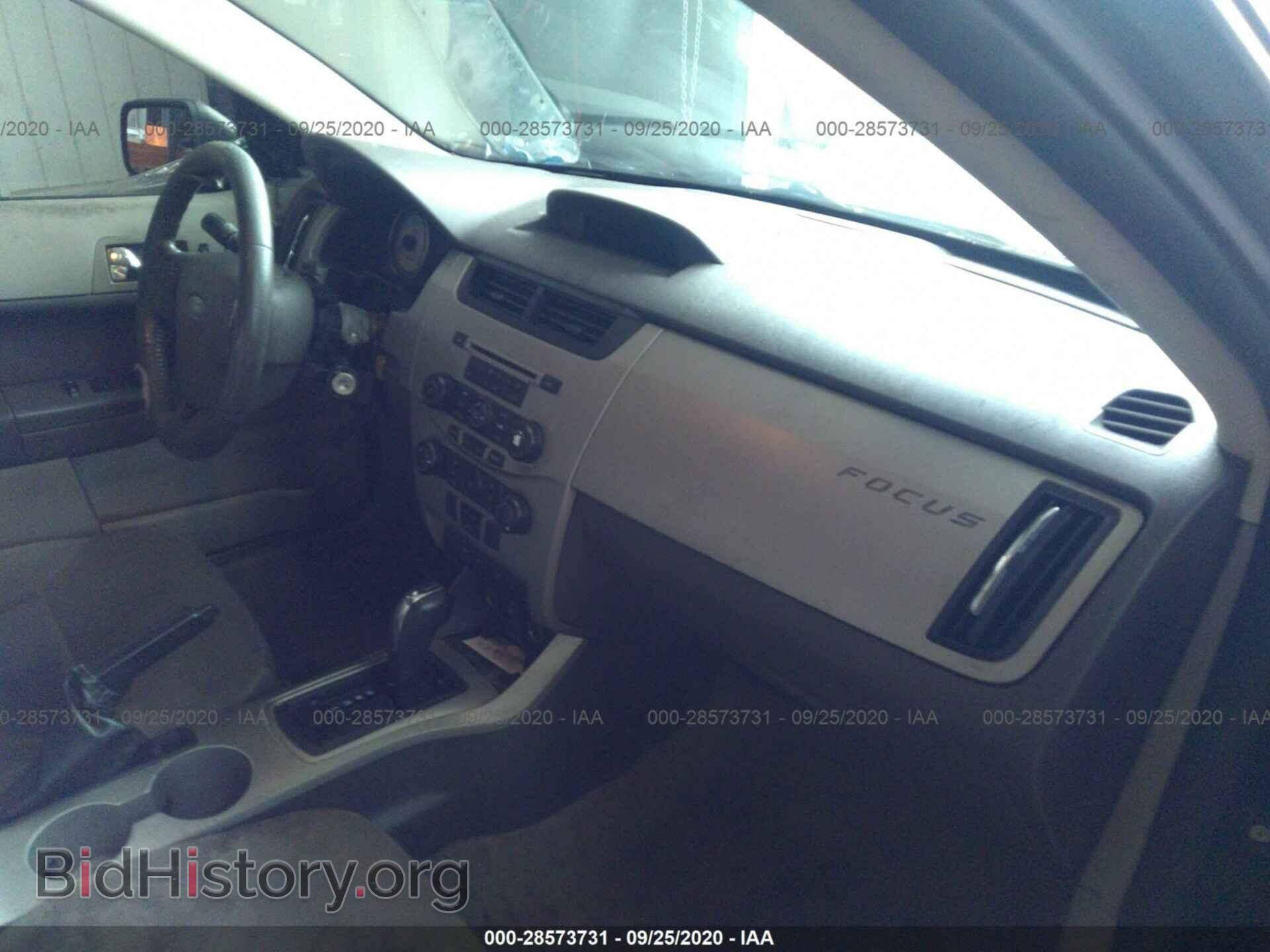 2008 FORD FOCUS - VIN: 1FAHP35N78W194867 - Фото 5