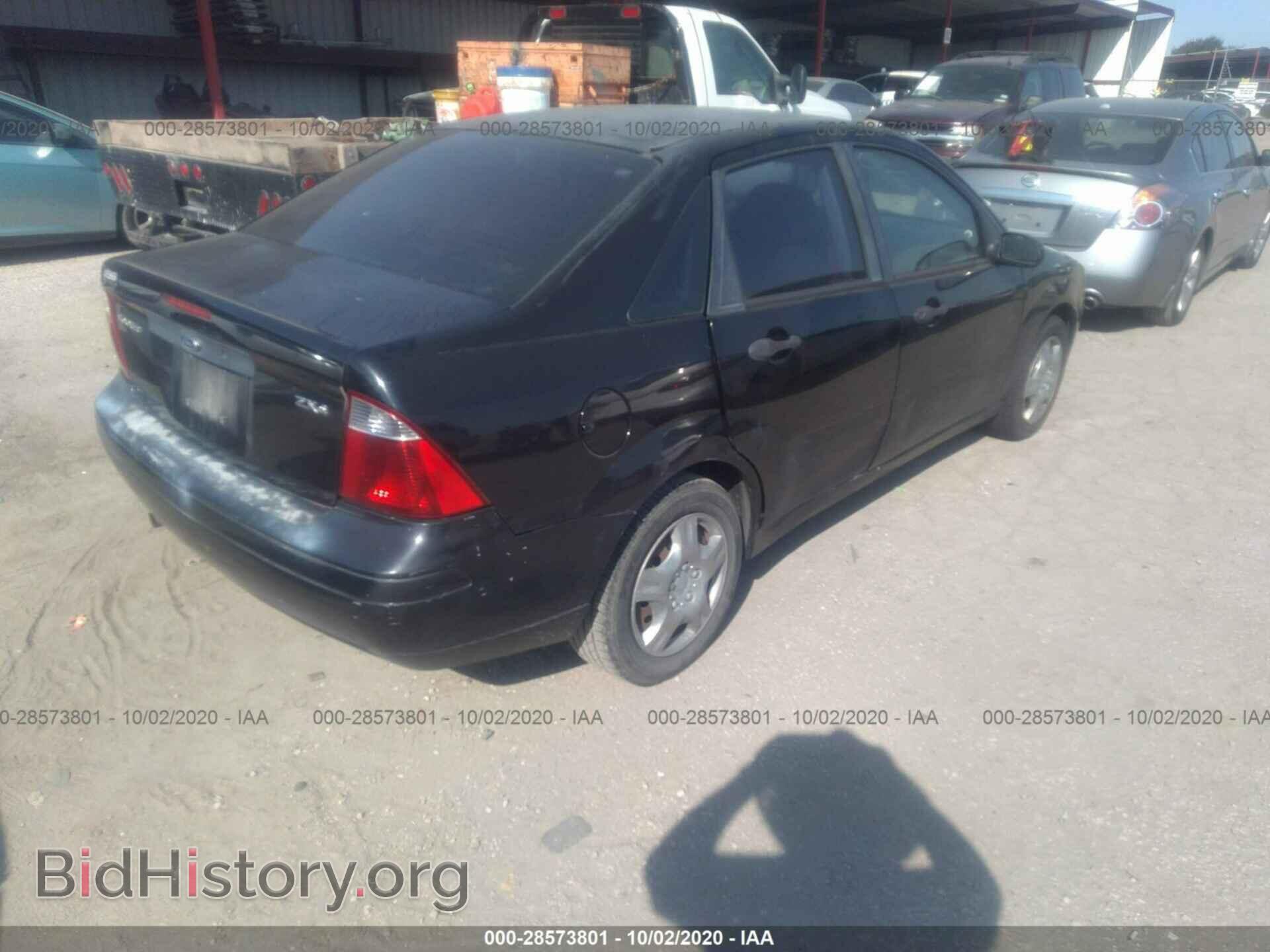 2006 FORD FOCUS - VIN: 1FAFP34N66W105456 - Фото 4