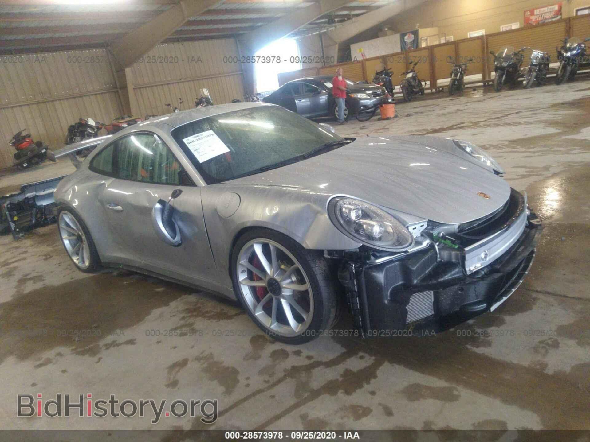 Фотография WP0AC2A99JS174188 - PORSCHE 911 2018