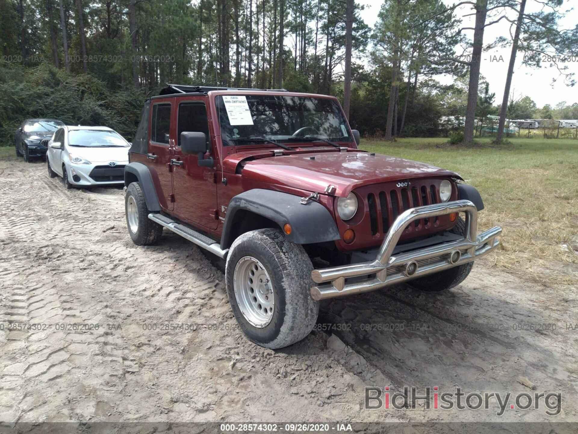 Photo 1J4GA39107L228642 - JEEP WRANGLER 2007