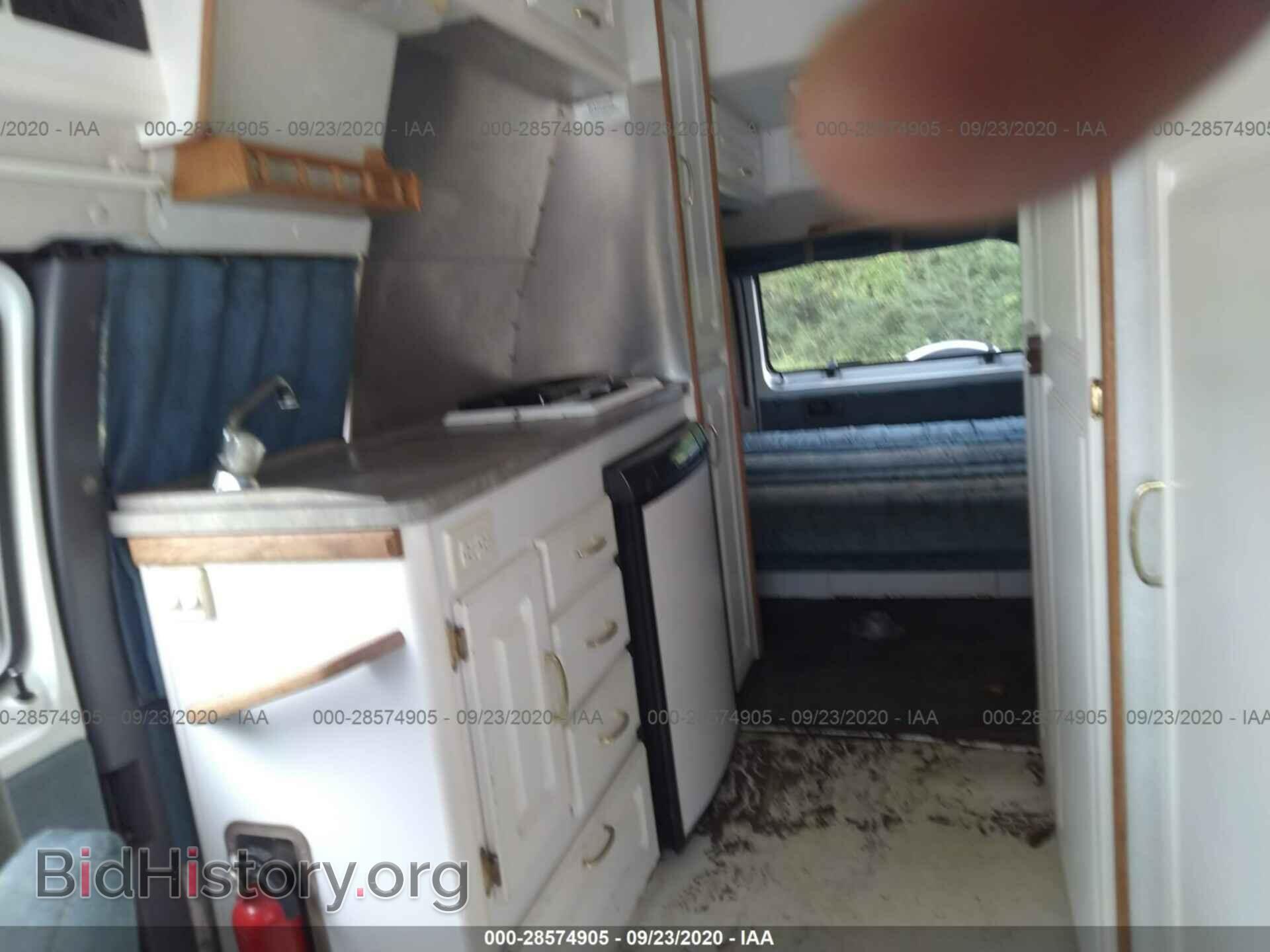 2000 DODGE RAM VAN - VIN: 2B6LB31Z6YK179665 - Photo 8