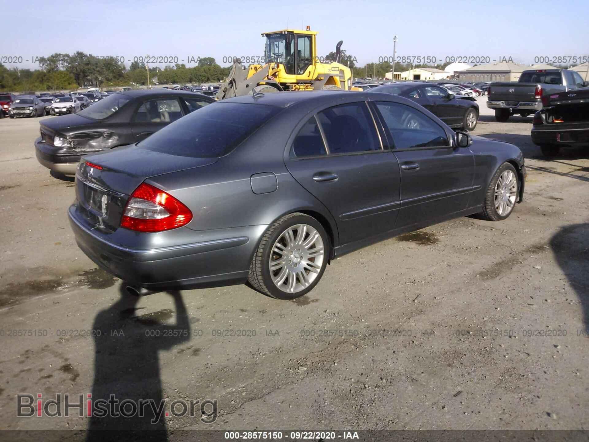 2007 MERCEDES-BENZ E-CLASS - VIN: WDBUF56X27B062207 - Фото 4