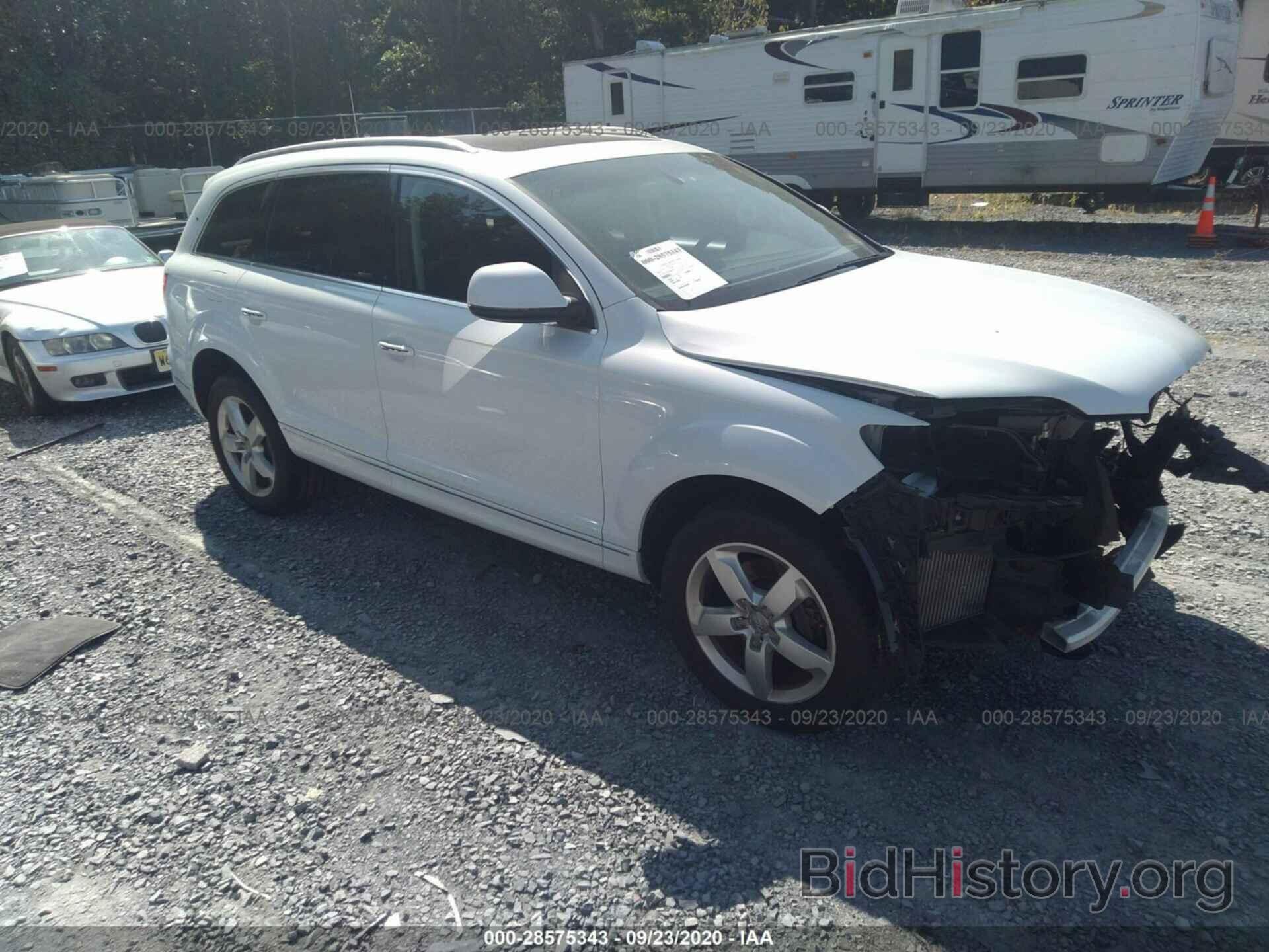 Photo WA1LMAFE6DD016237 - AUDI Q7 2013