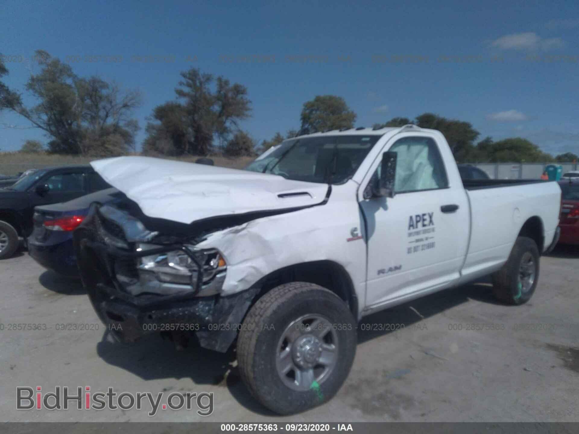 2019 RAM 2500 - VIN: 3C6MR5AL4KG576662 - Фото 2