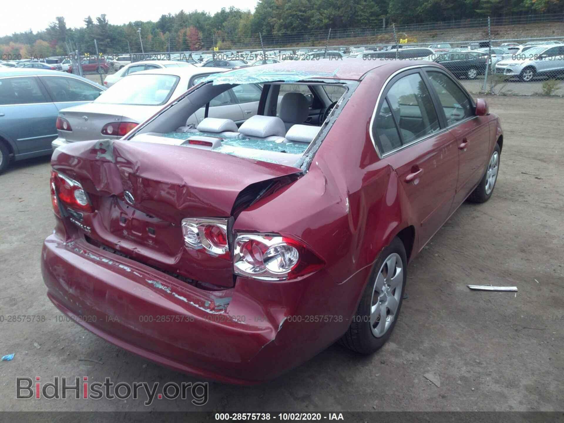 2008 KIA OPTIMA - VIN: KNAGE123085256034 - Photo 4