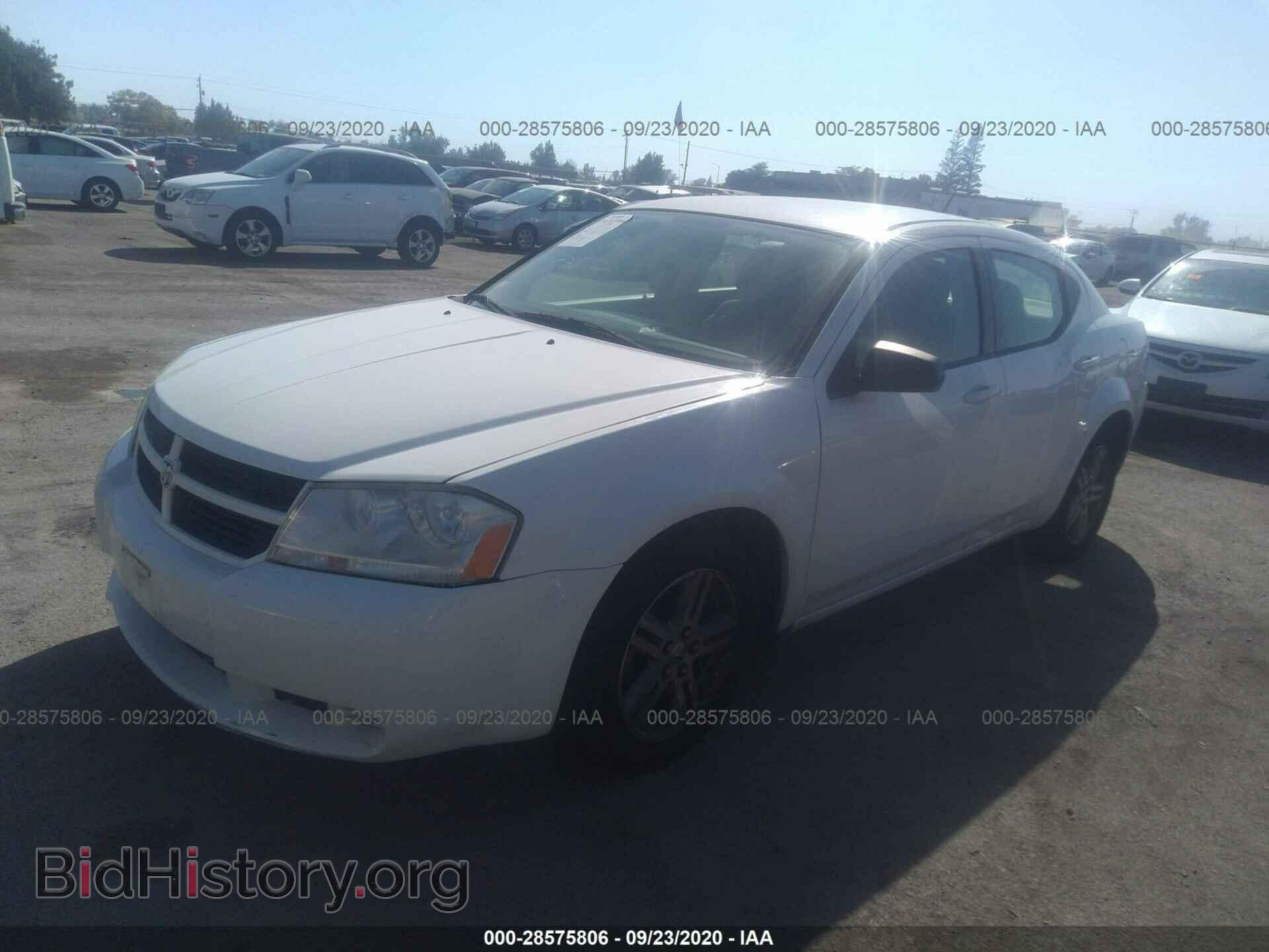 2010 DODGE AVENGER - VIN: 1B3CC4FB0AN181062 - Фото 2
