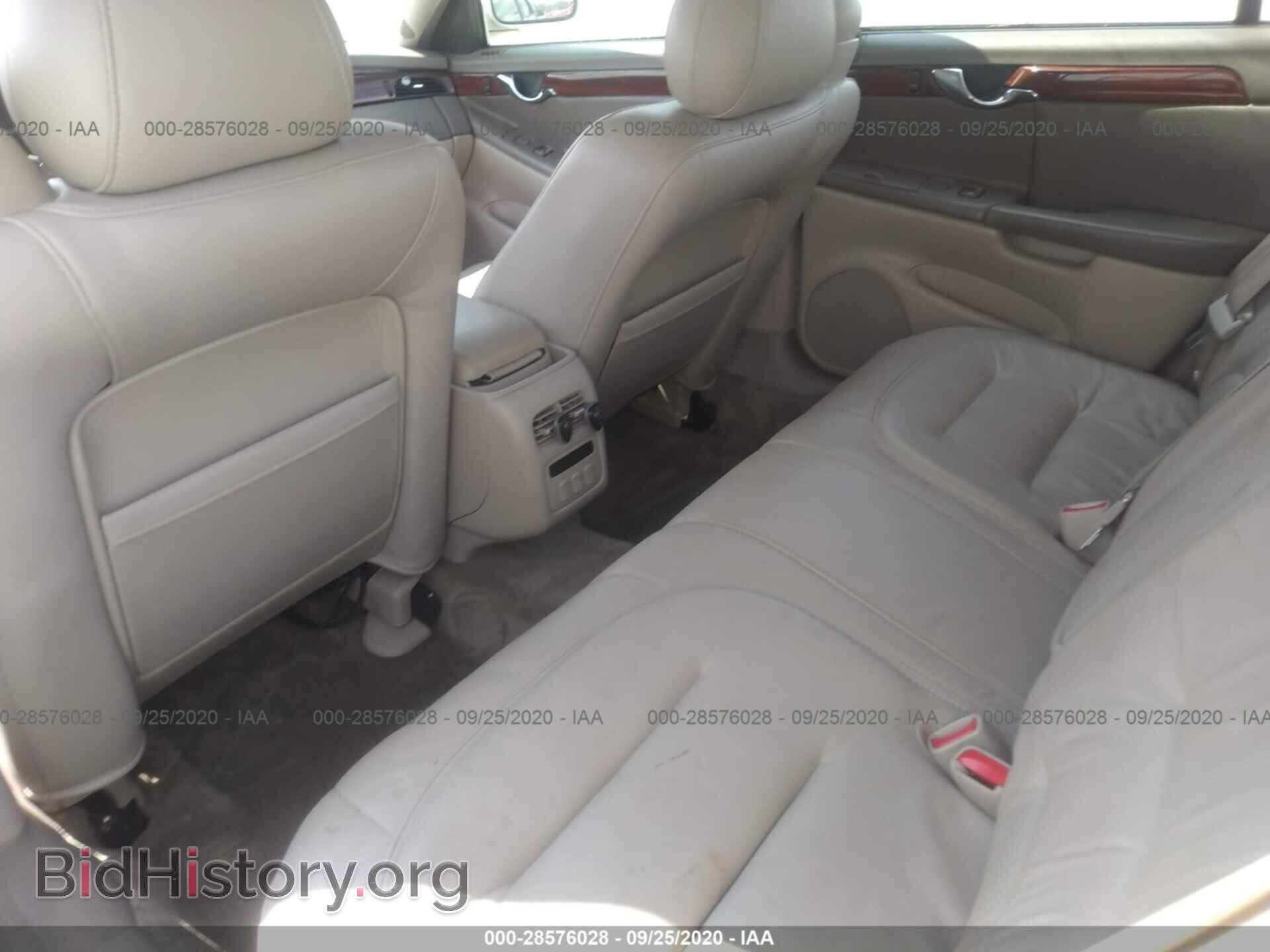 2003 CADILLAC DEVILLE - VIN: 1G6KD54Y63U124042 - Photo 8