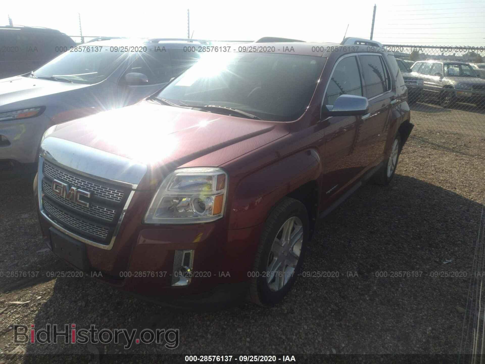 2011 GMC TERRAIN - VIN: 2CTALWEC6B6335425 - Photo 2