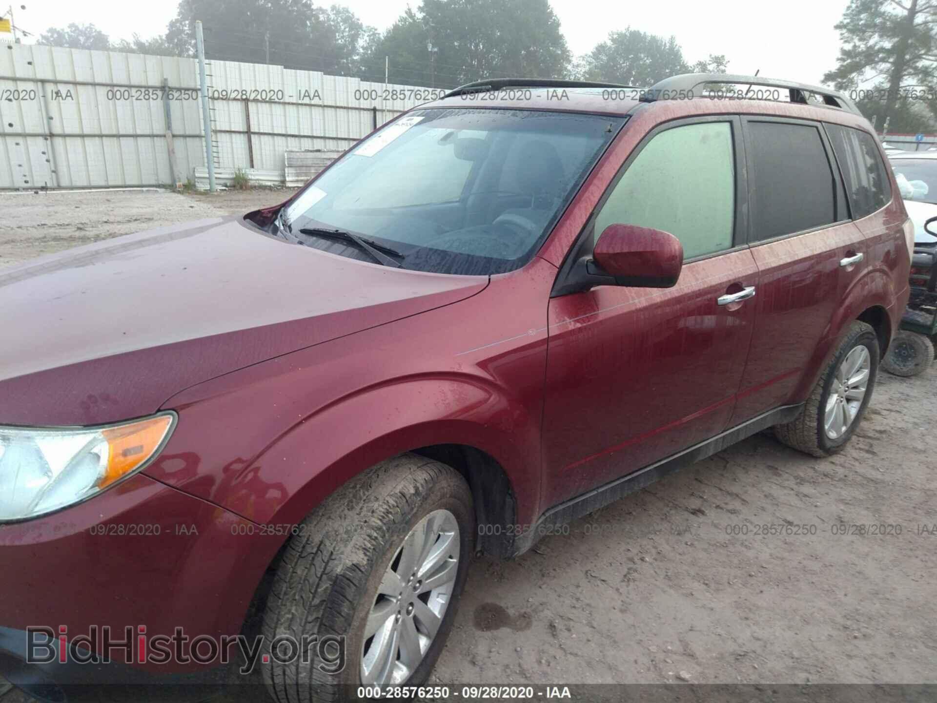 2011 SUBARU FORESTER - VIN: JF2SHBCC3BH755619 - Фото 2