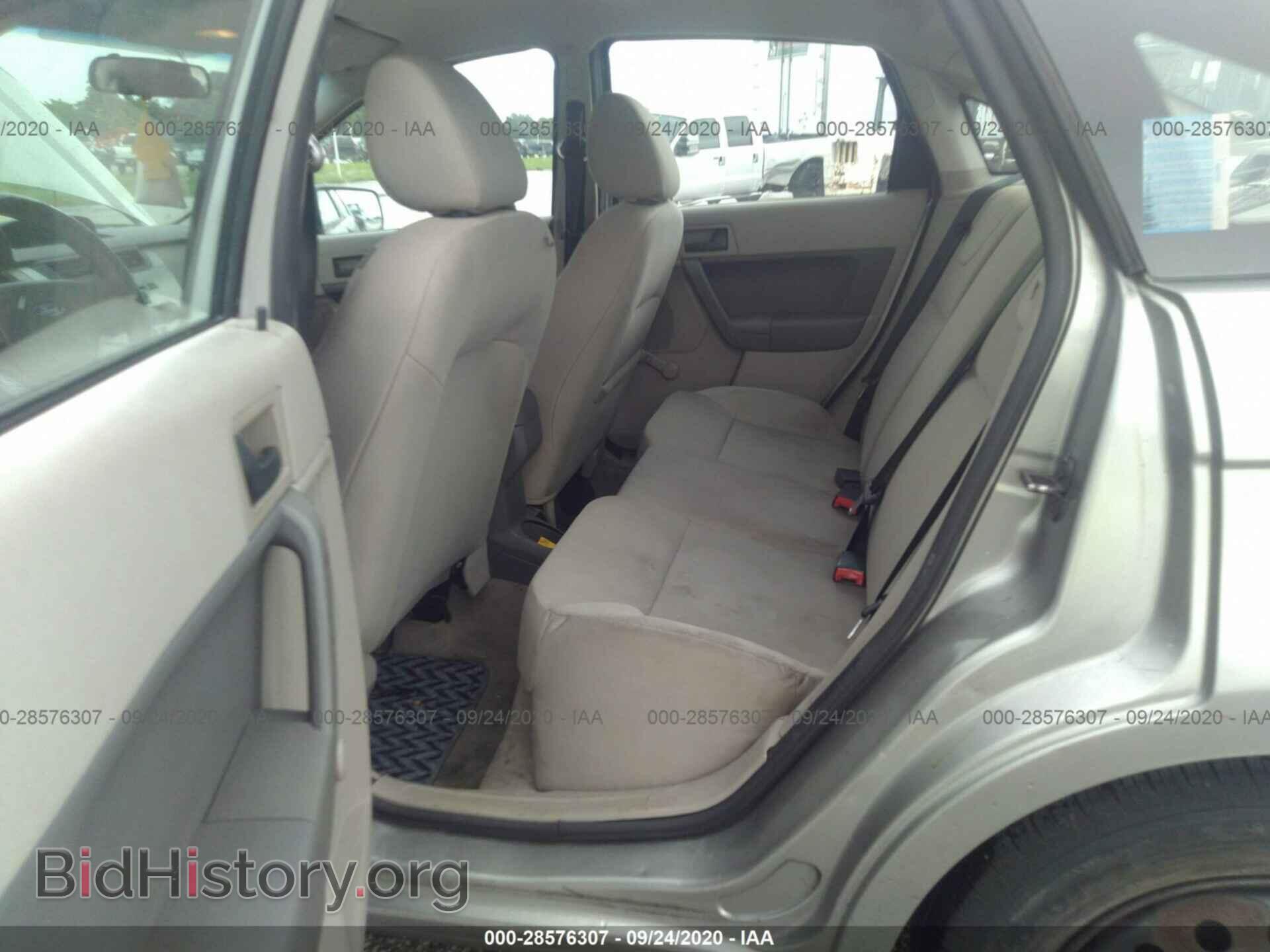 2008 FORD FOCUS - VIN: 1FAHP34N58W154689 - Photo 8