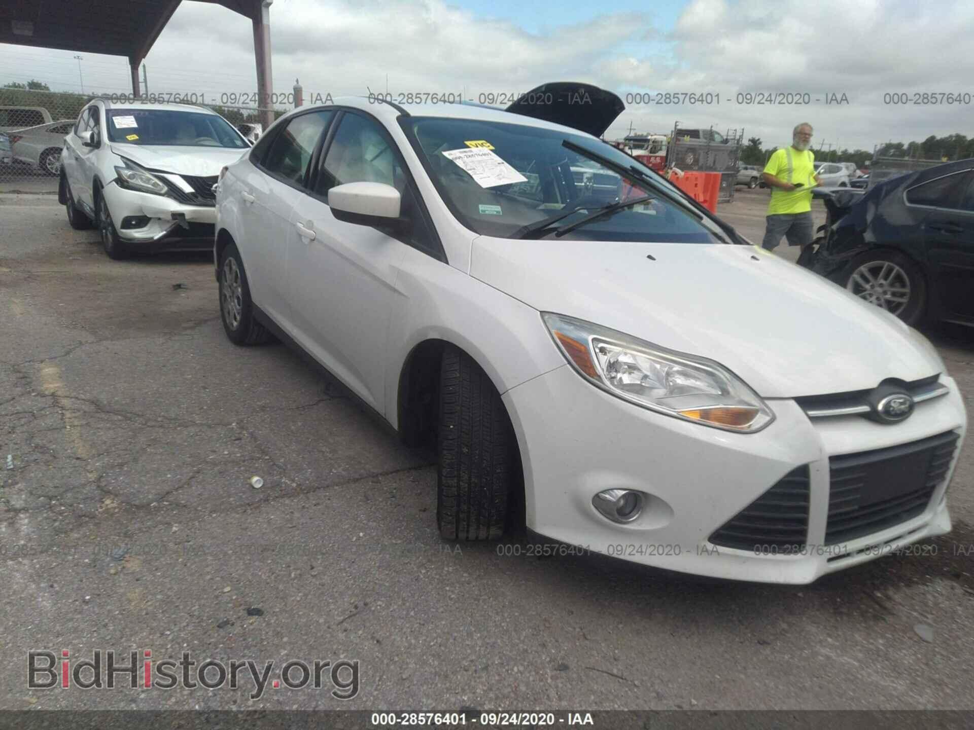 Фотография 1FAHP3F21CL426863 - FORD FOCUS 2012