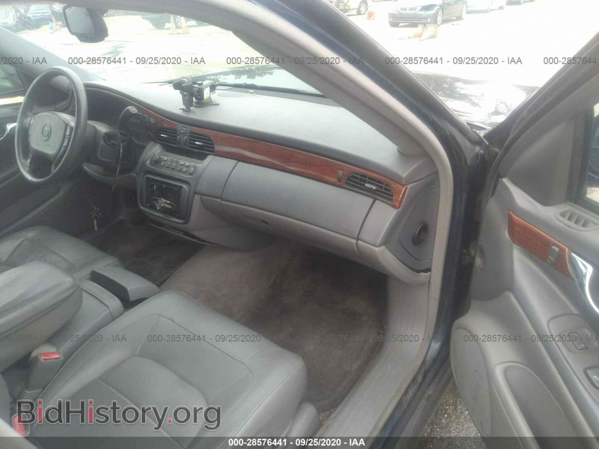 2004 CADILLAC DEVILLE - VIN: 1G6KD54Y84U254602 - Photo 5