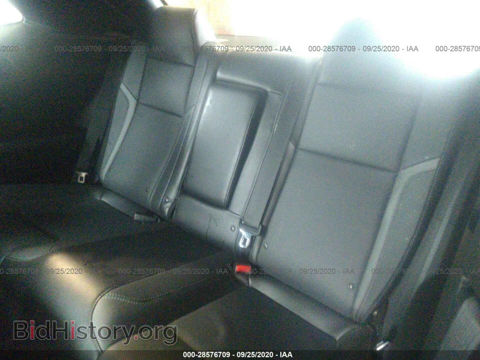 2016 DODGE CHALLENGER - VIN: 2C3CDZAGXGH353311 - Фото 8