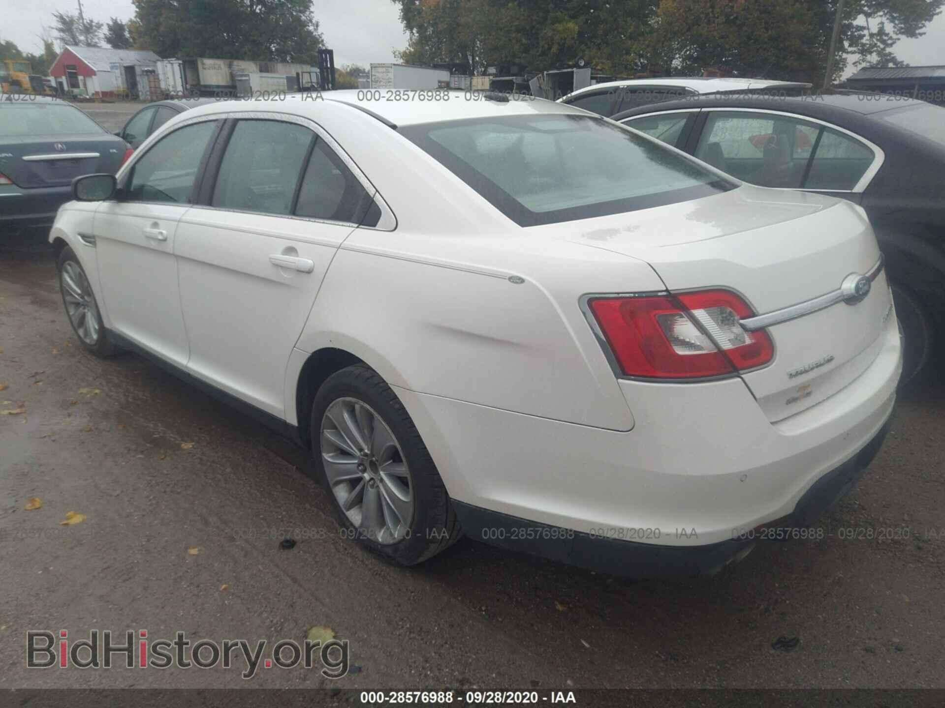 2011 FORD TAURUS - VIN: 1FAHP2FW2BG132196 - Photo 3