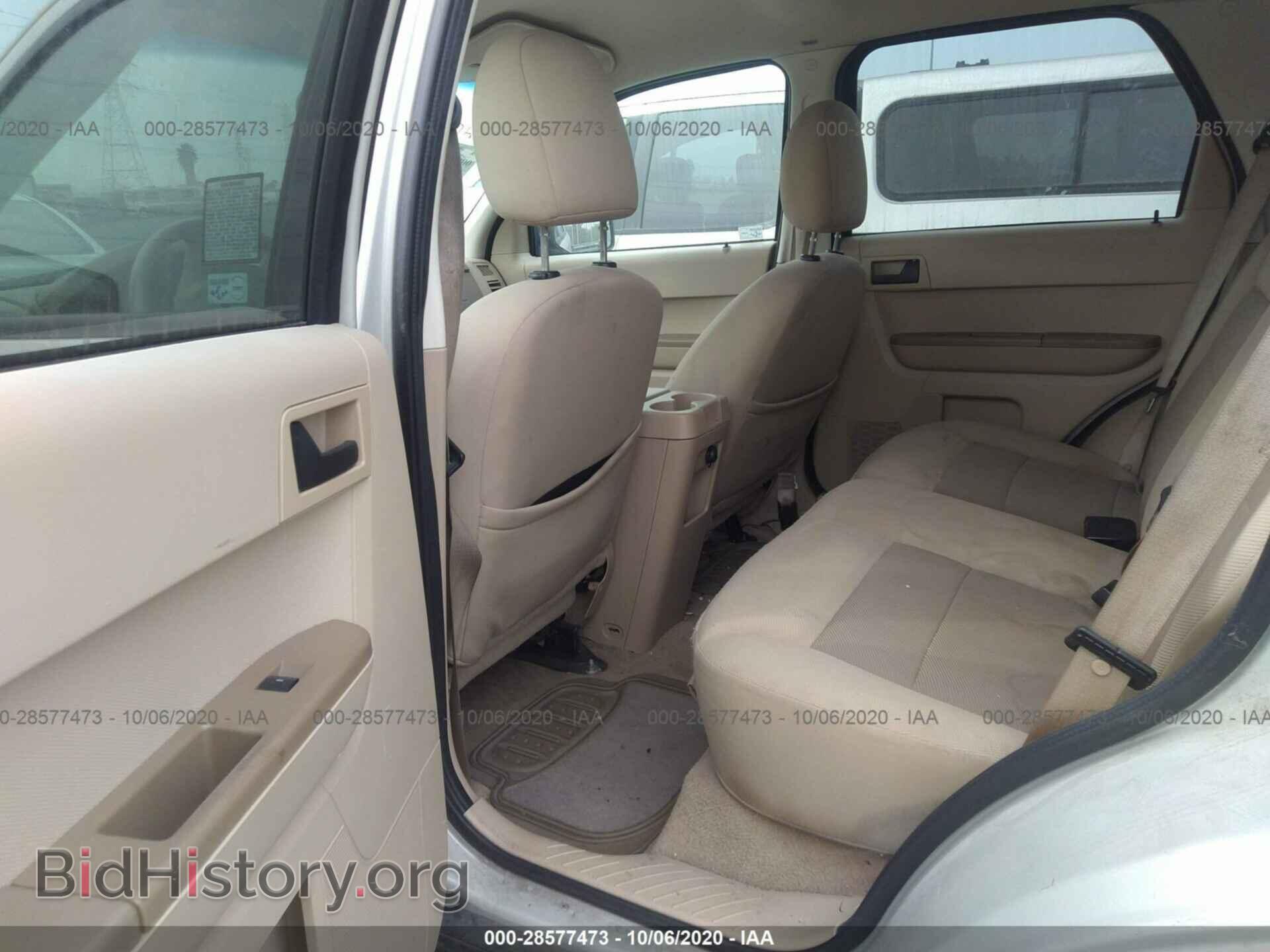 2008 FORD ESCAPE - VIN: 1FMCU93168KB90554 - Фото 8