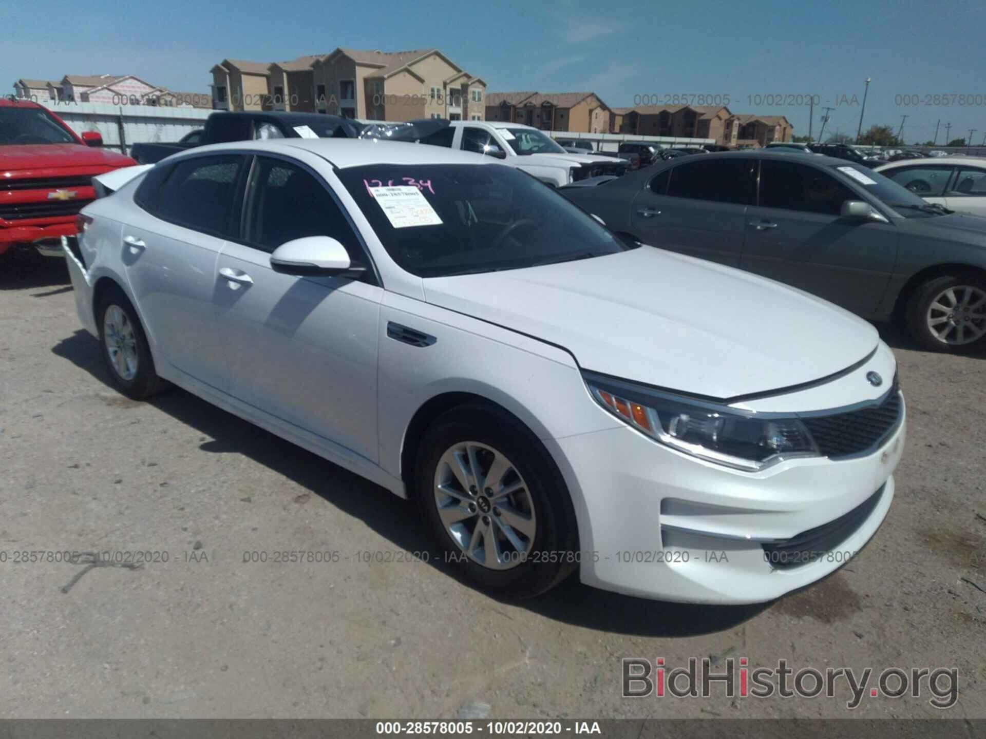 Photo 5XXGT4L32HG160300 - KIA OPTIMA 2017