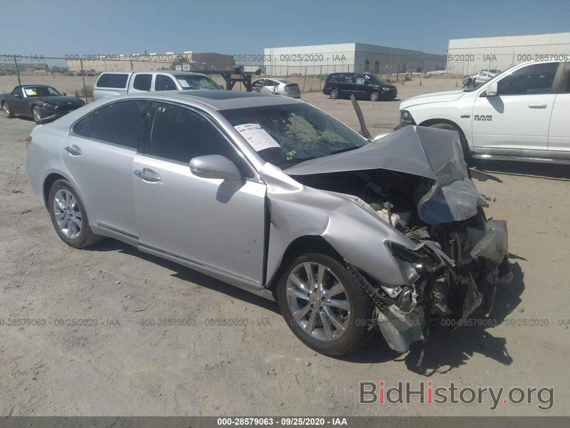 Photo JTHBK1EG6B2451339 - LEXUS ES 350 2011