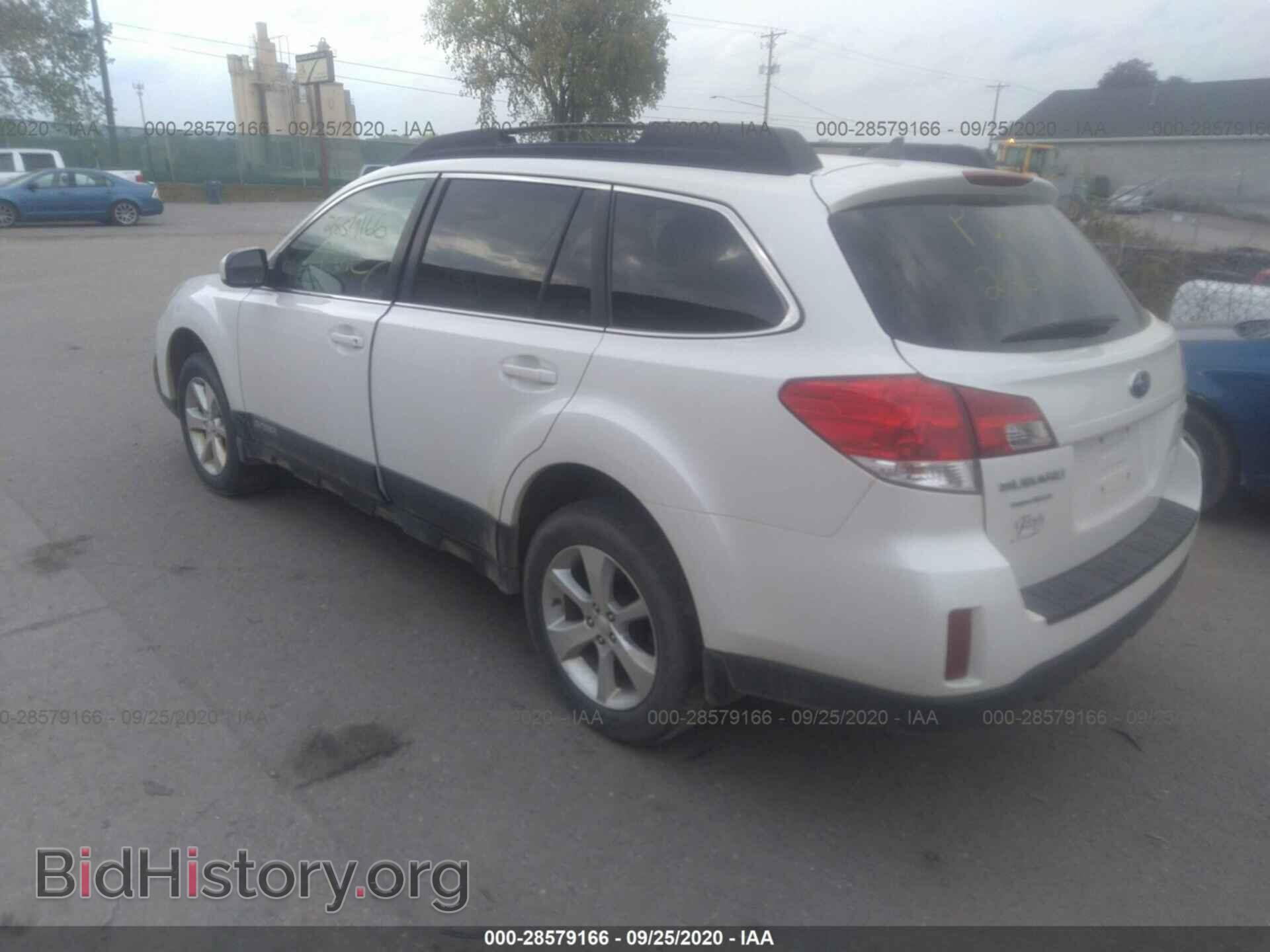 2014 SUBARU OUTBACK - VIN: 4S4BRCKC0E3317446 - Фото 3