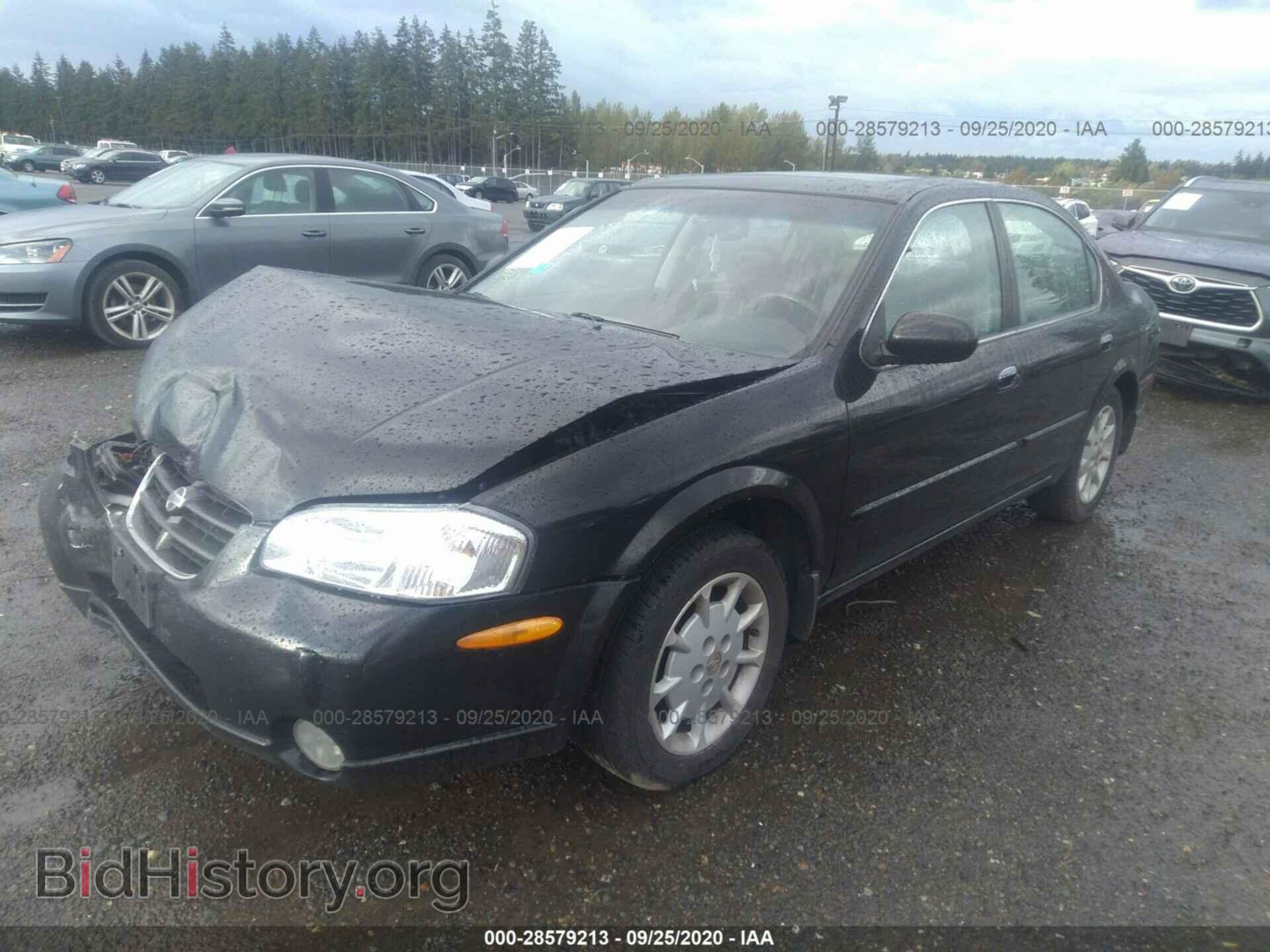 2000 NISSAN MAXIMA - VIN: JN1CA31A5YT200162 - Photo 2