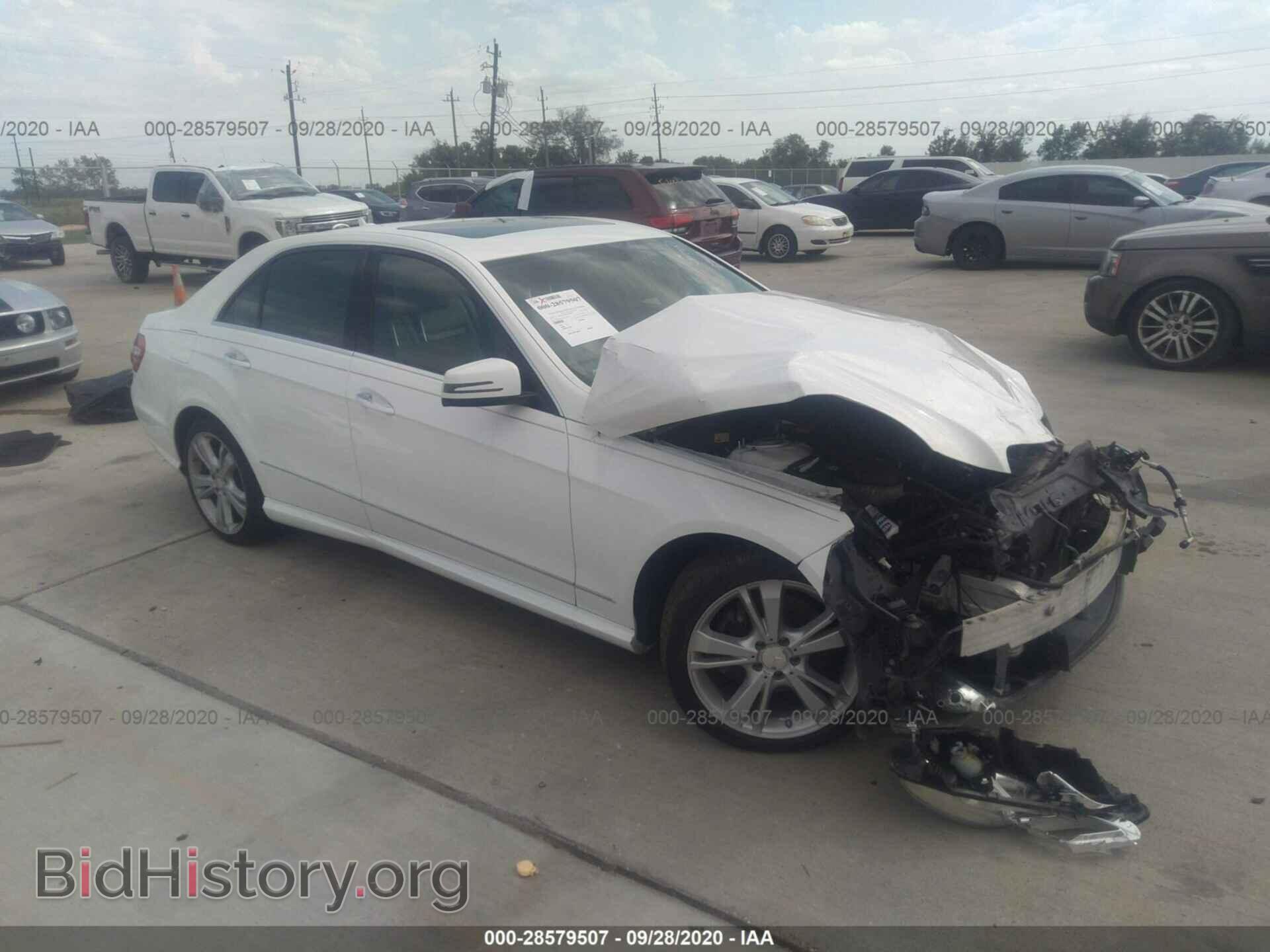 Photo WDDHF5KB4DA709971 - MERCEDES-BENZ E-CLASS 2013