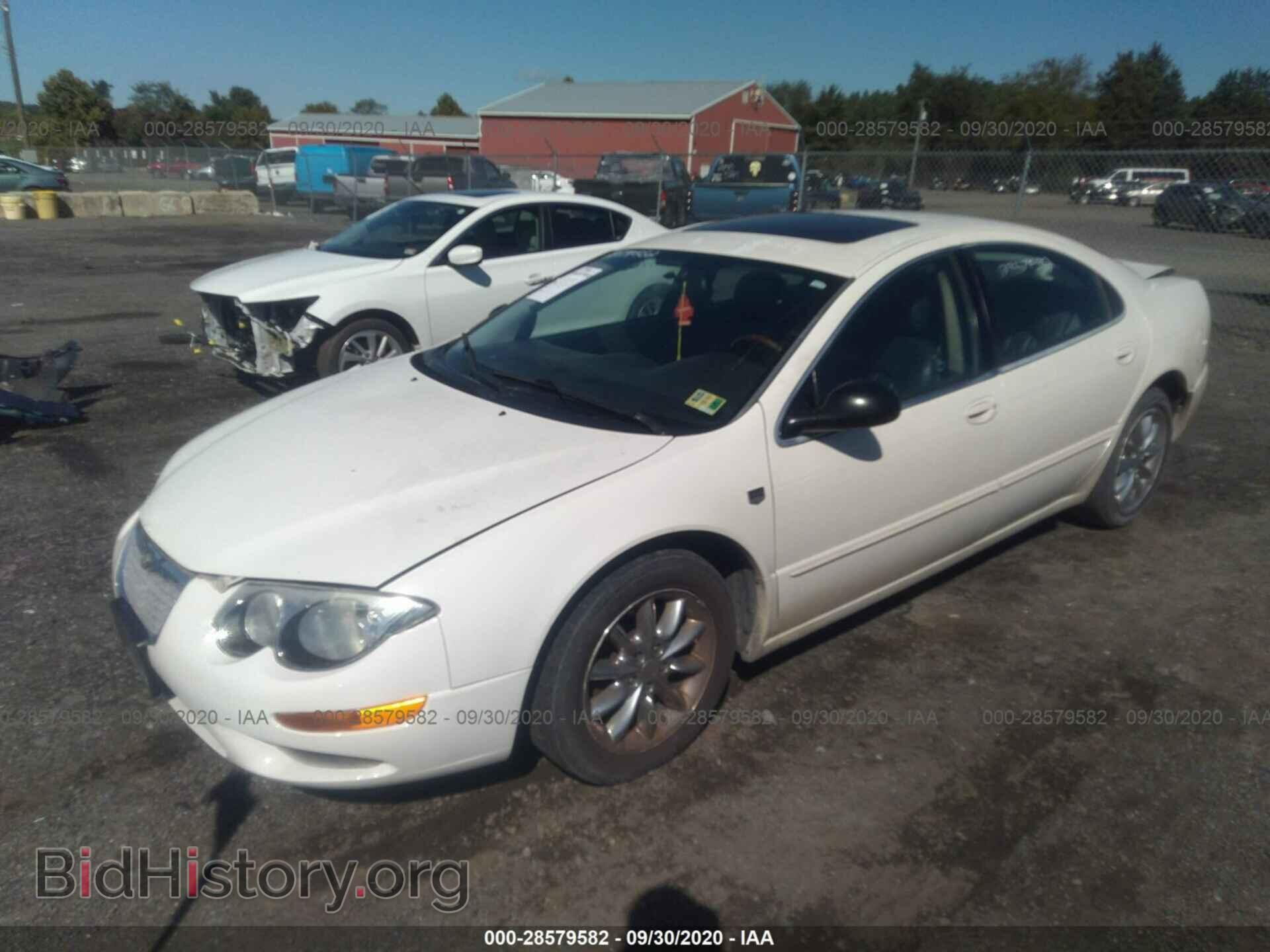 2004 CHRYSLER 300M - VIN: 2C3HE66G84H690422 - Photo 2