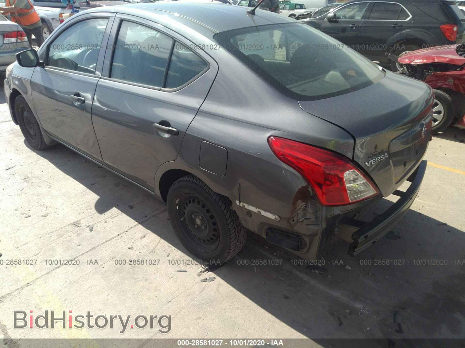 2016 NISSAN VERSA - VIN: 3N1CN7AP7GL876891 - Фото 3
