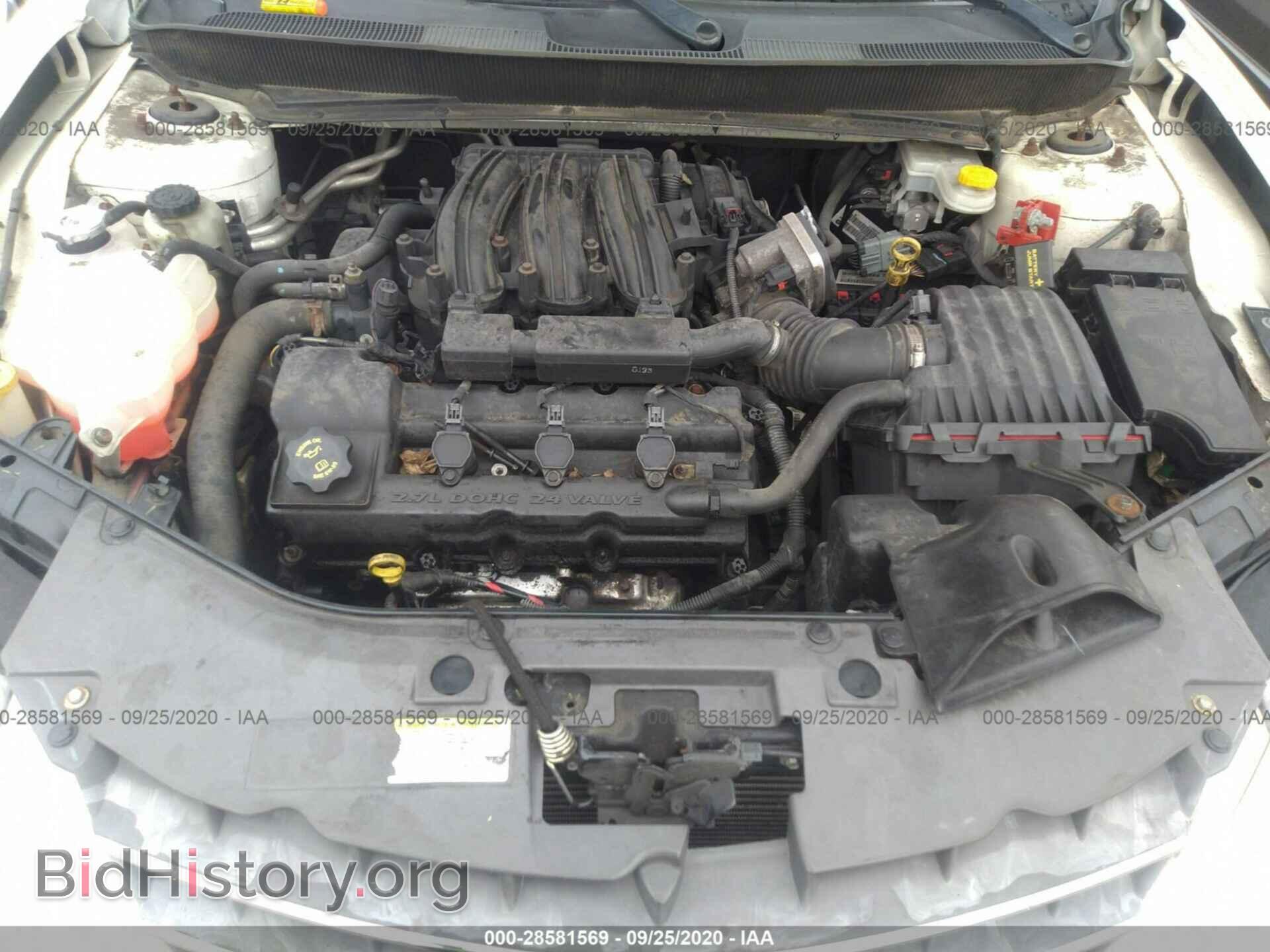 2009 CHRYSLER SEBRING - VIN: 1C3LC55D09N520815 - Фото 10