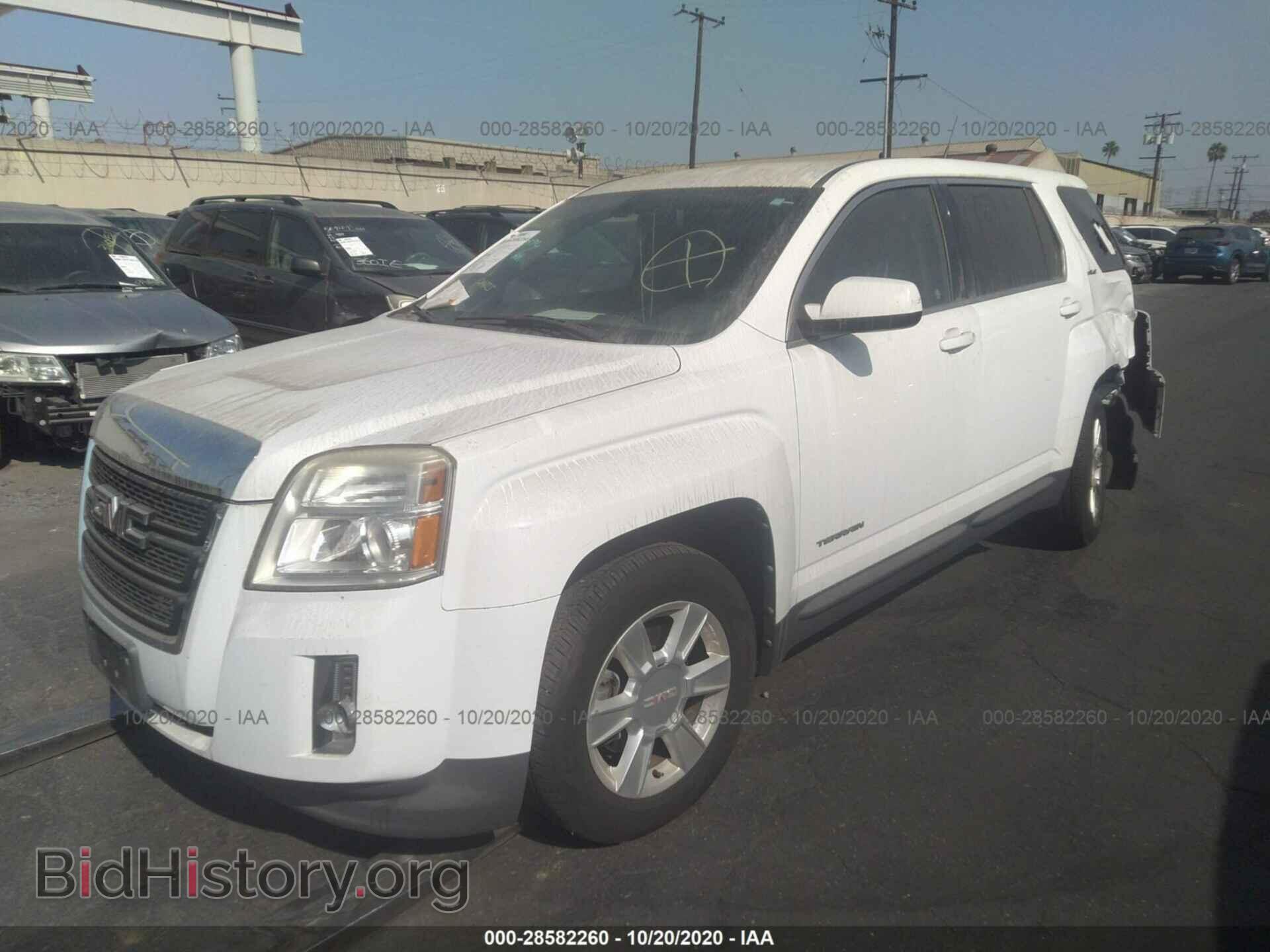 2011 GMC TERRAIN - VIN: 2CTALMEC3B6297432 - Photo 2