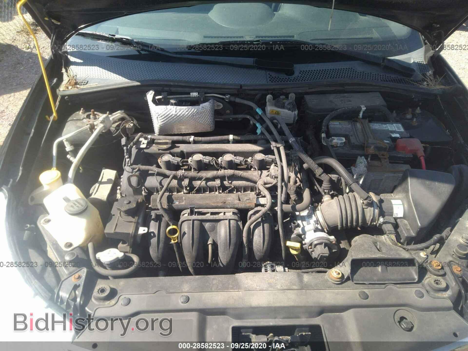 2011 FORD FOCUS - VIN: 1FAHP3FN6BW200468 - Photo 10