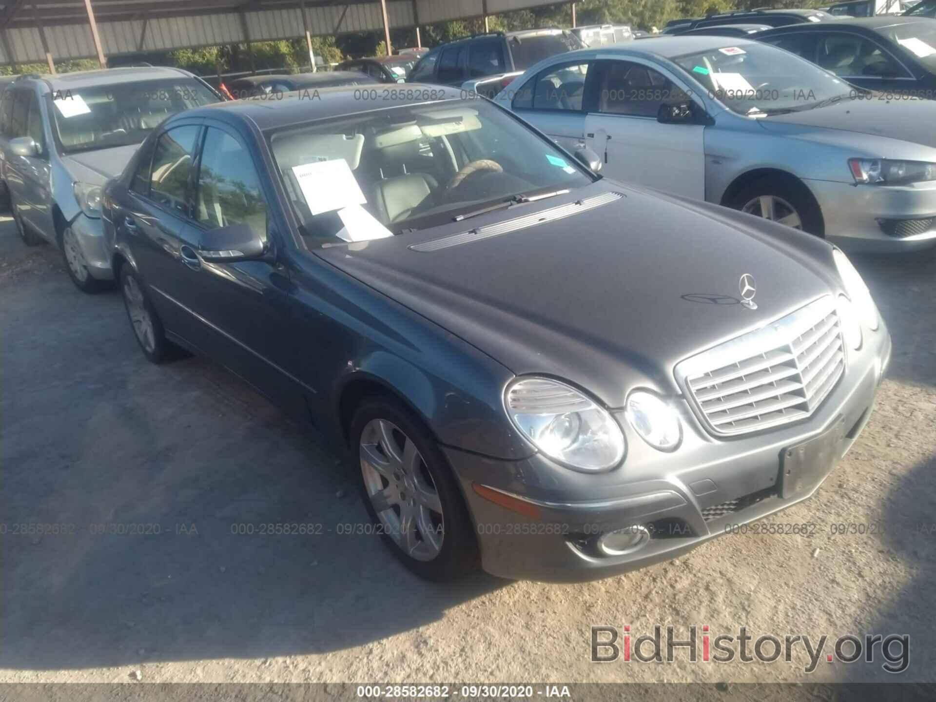 Photo WDBUF56X97B051799 - MERCEDES-BENZ E-CLASS 2007