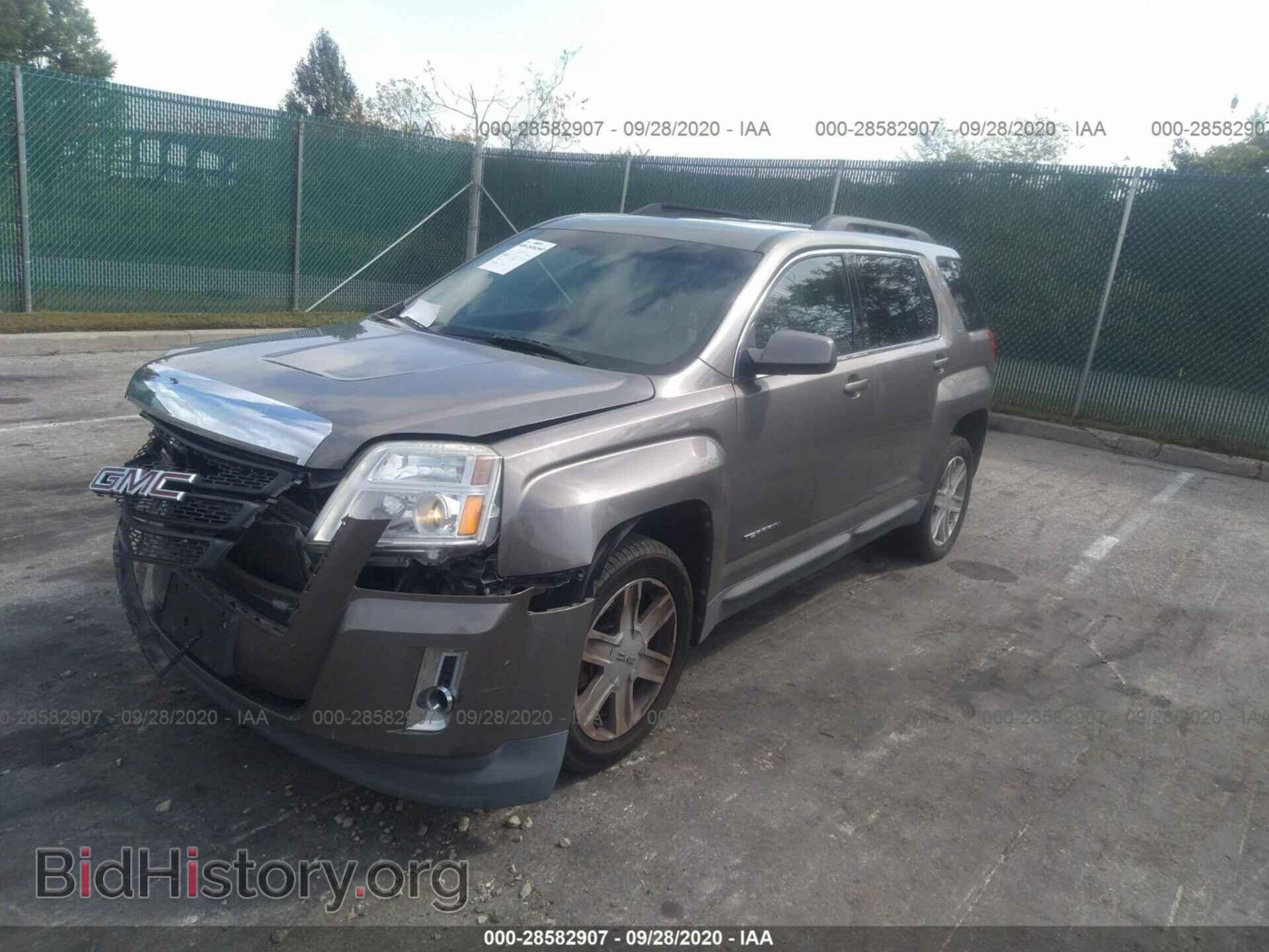 2010 GMC TERRAIN - VIN: 2CTFLFEY2A6276325 - Photo 2