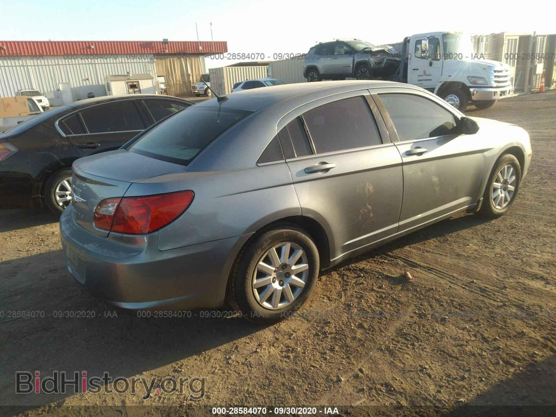 2010 CHRYSLER SEBRING - VIN: 1C3CC4FB8AN129987 - Фото 4